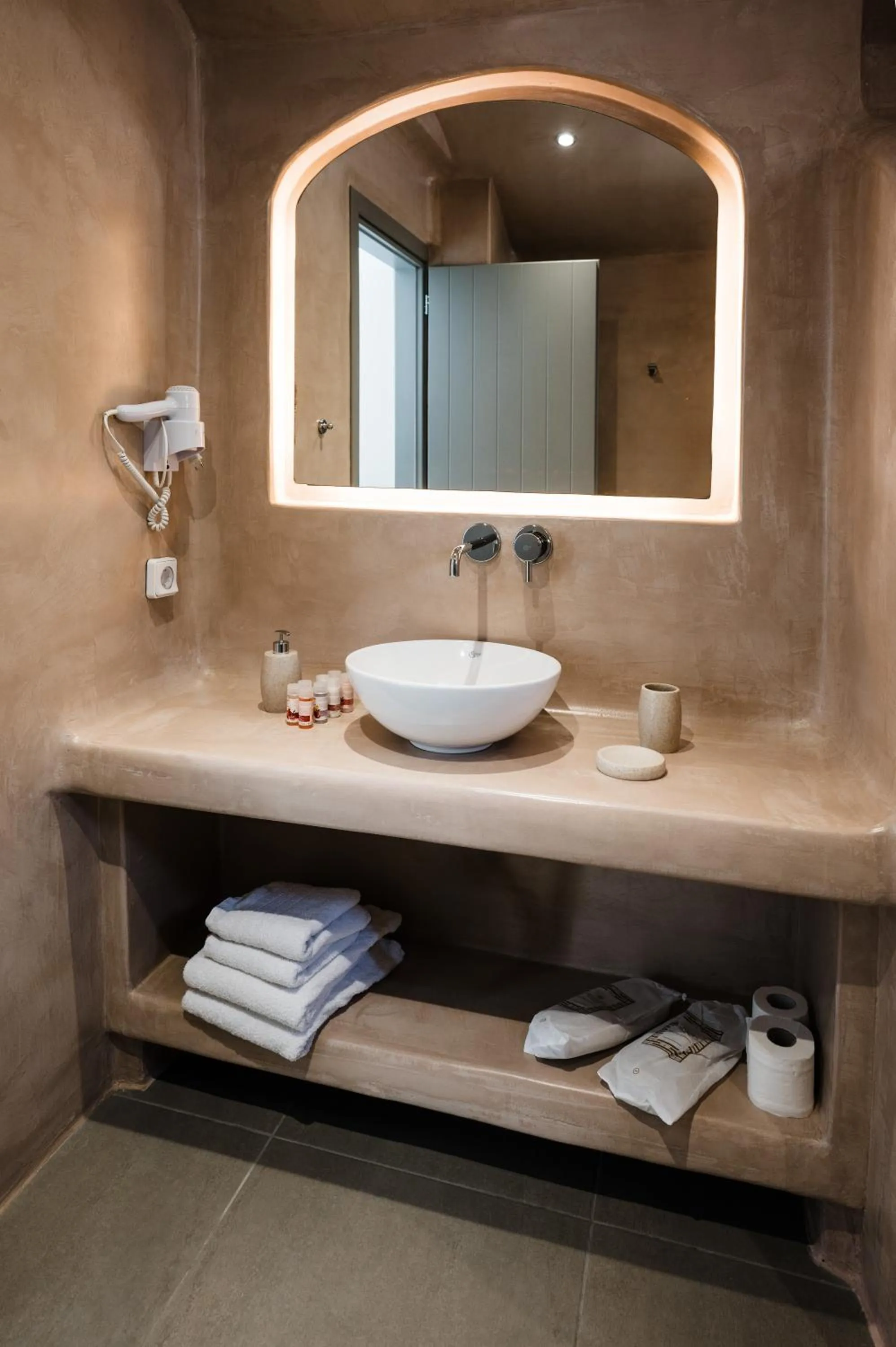 Bathroom in Amphitrite Suites Santorini