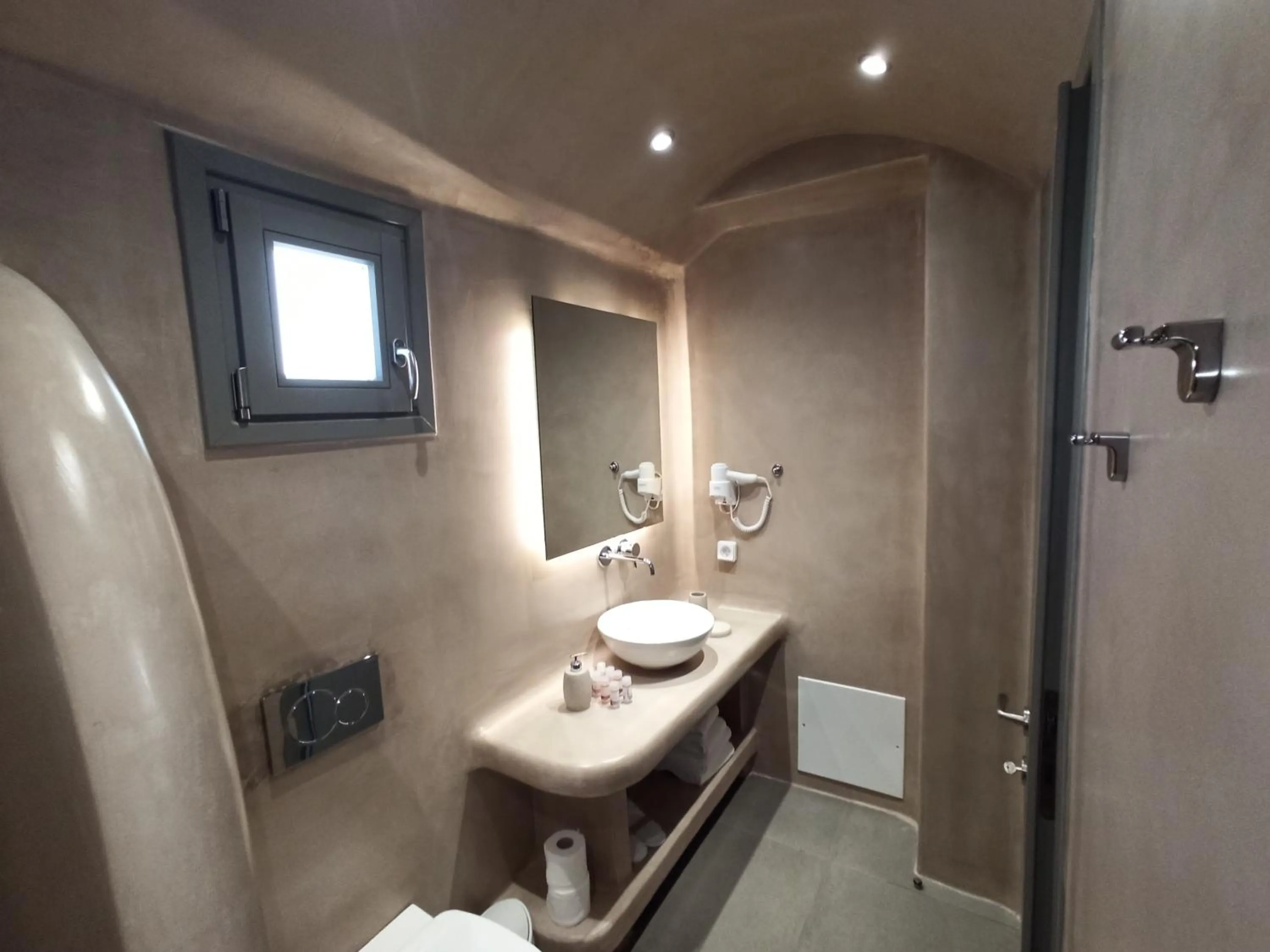 Bathroom in Amphitrite Suites Santorini