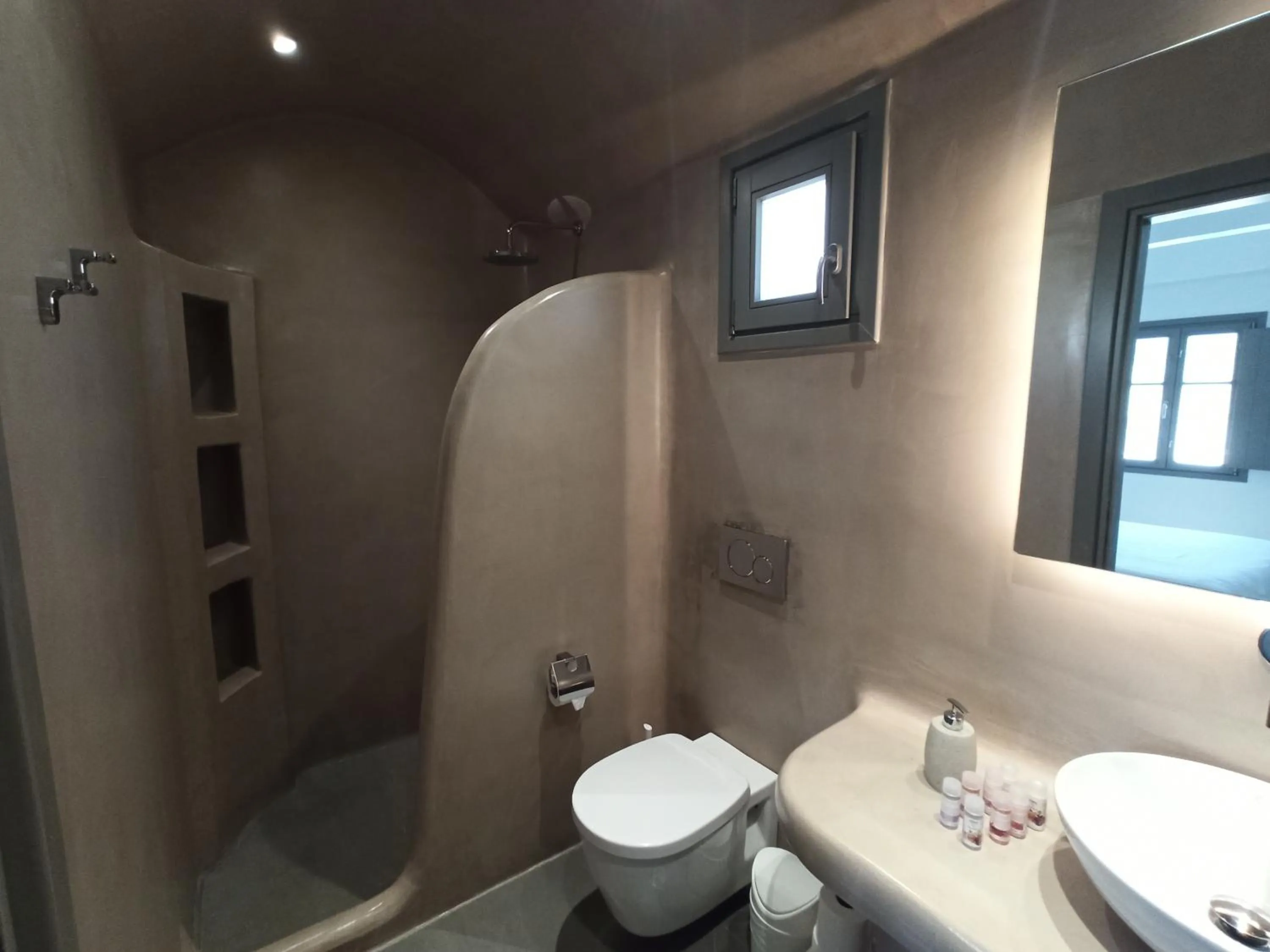 Bathroom in Amphitrite Suites Santorini