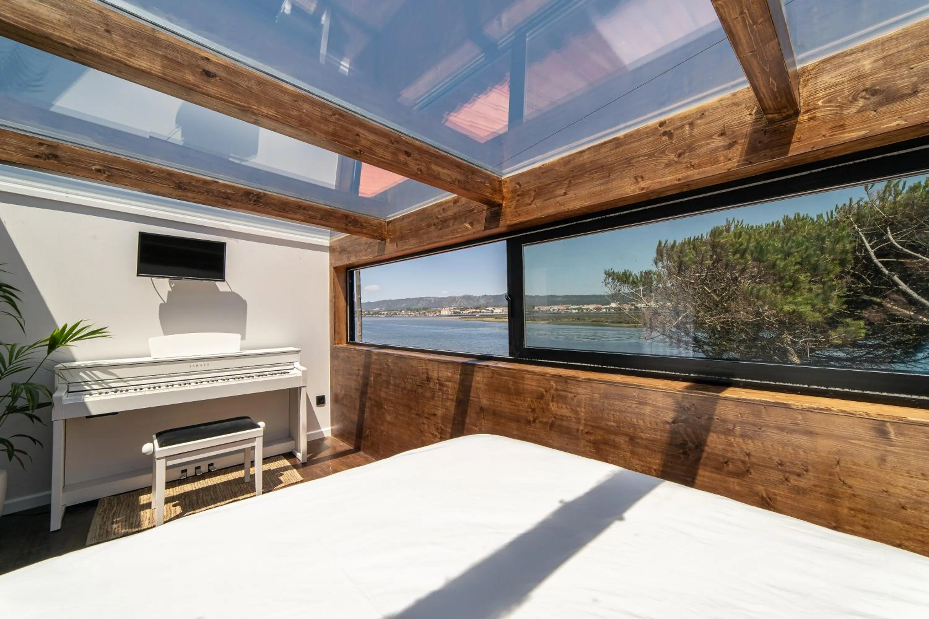 River view in Sense of Ofir