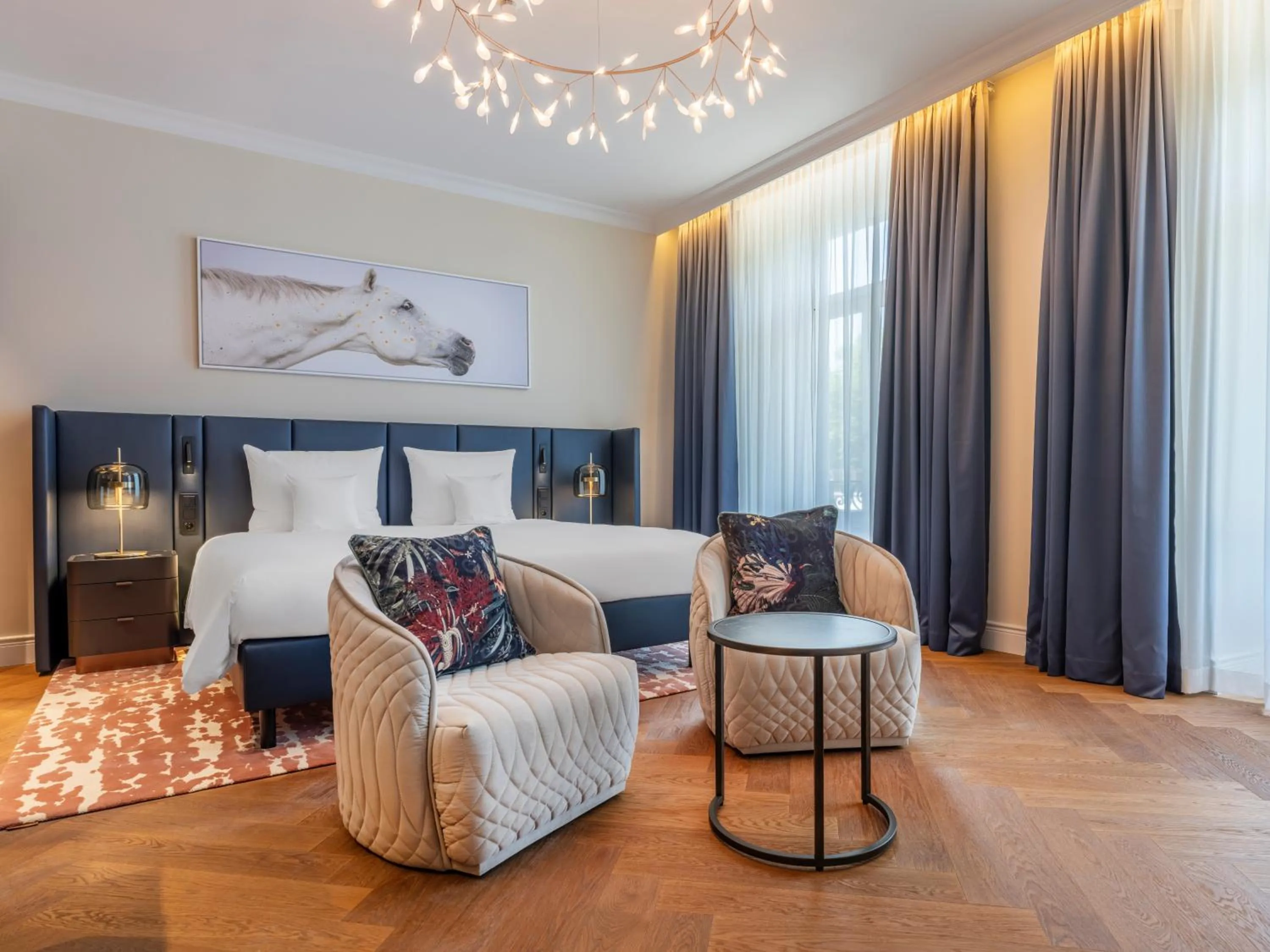 Bed in Steigenberger Icon Europäischer Hof Baden Baden