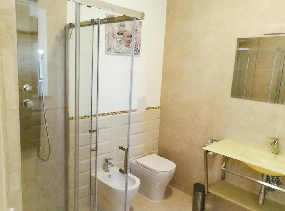 Bathroom in Villa Carmen Resort