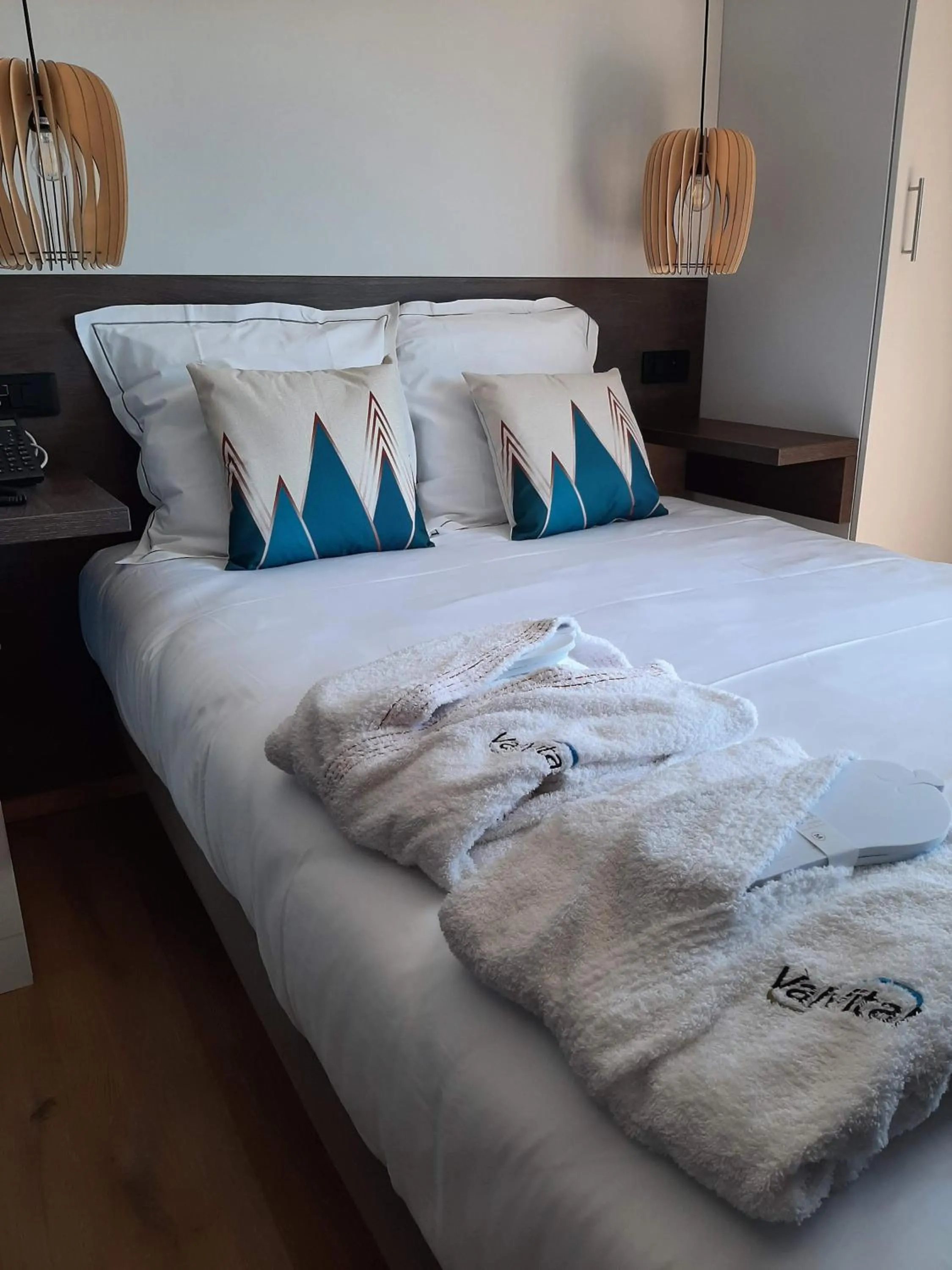 Bedroom, Bed in Villa Thermae Santenay