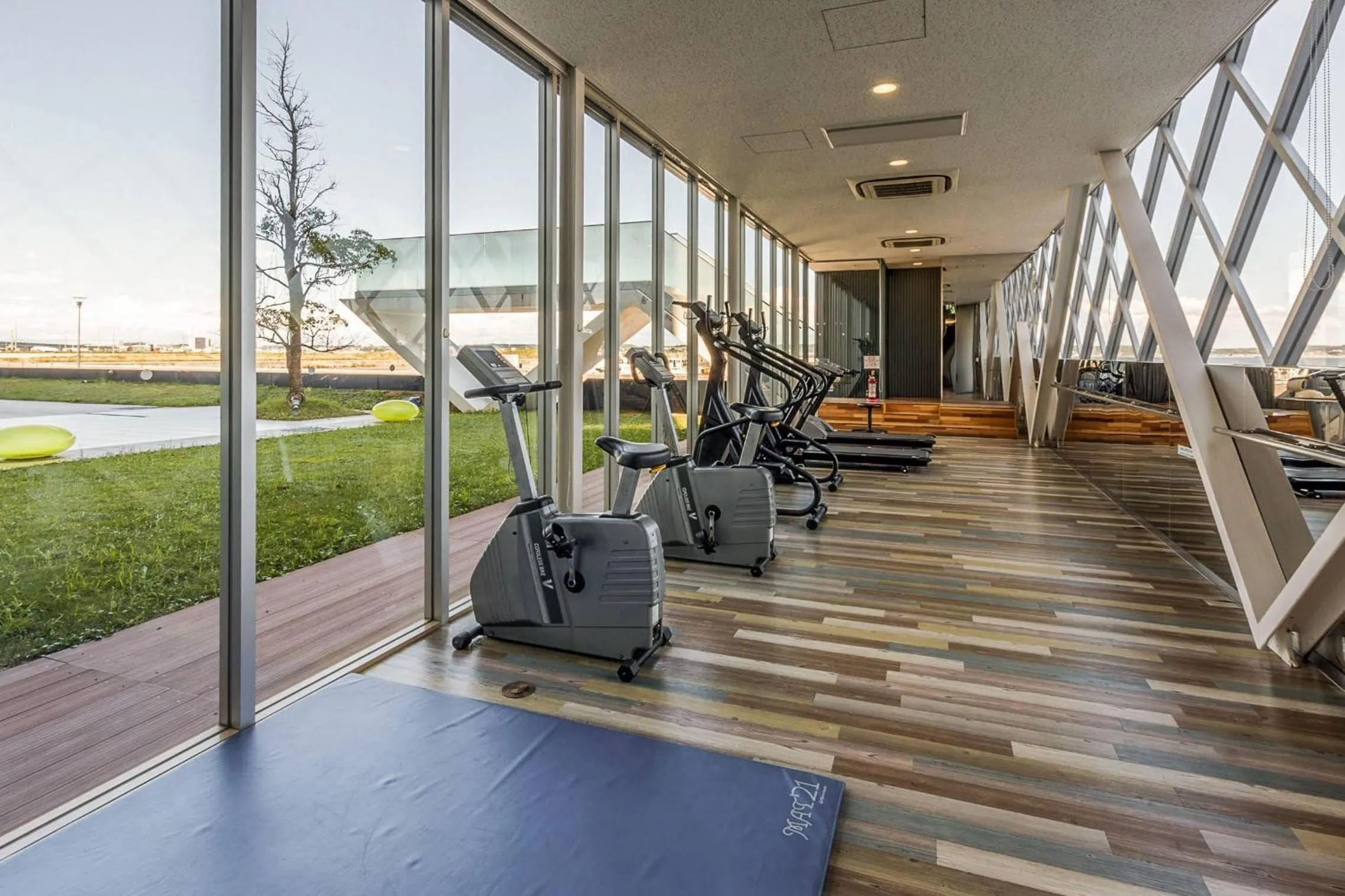 Fitness centre/facilities in Comfort Hotel Central International Airport