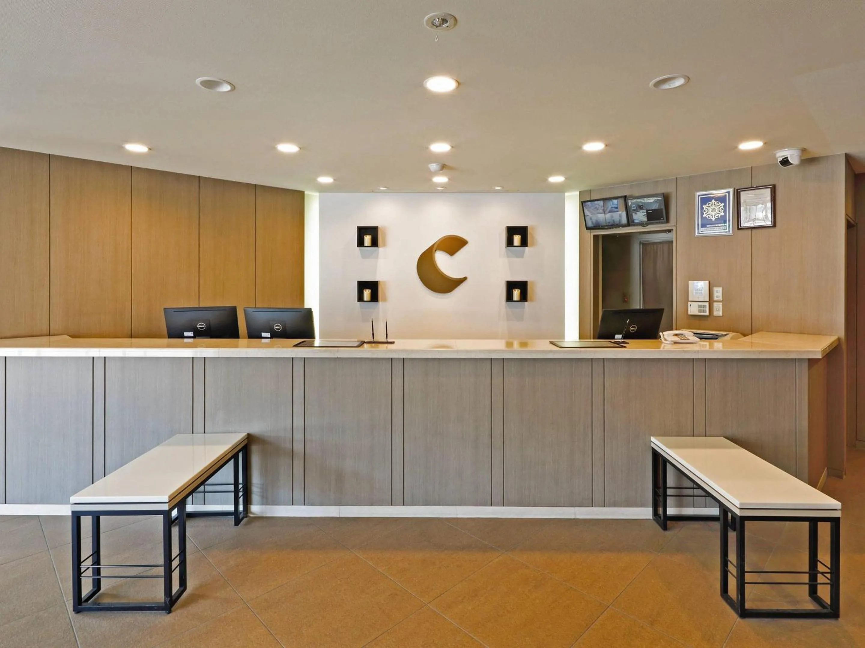 Lobby or reception in Comfort Hotel Kitami