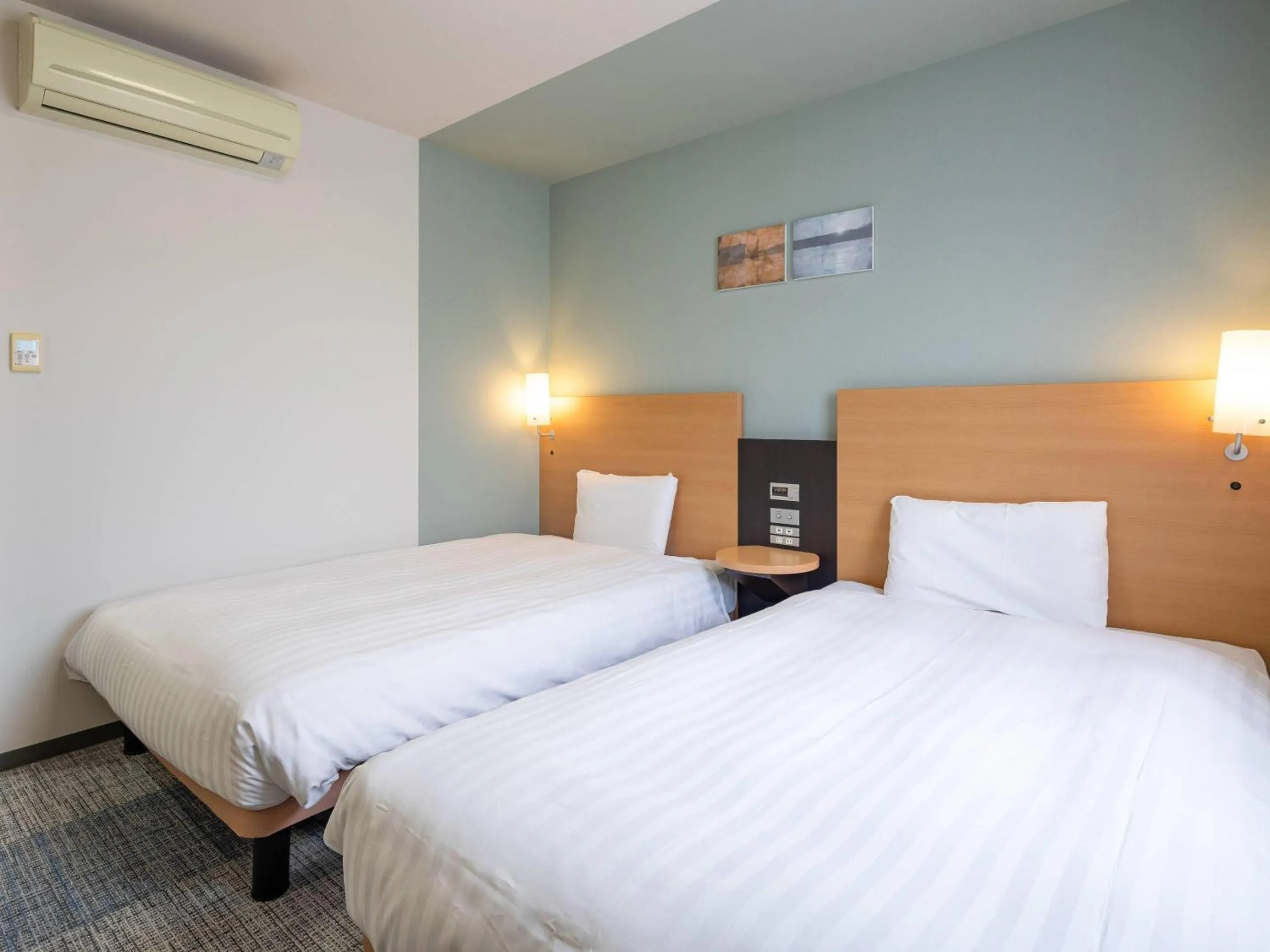 Bedroom, Bed in Comfort Hotel Kure