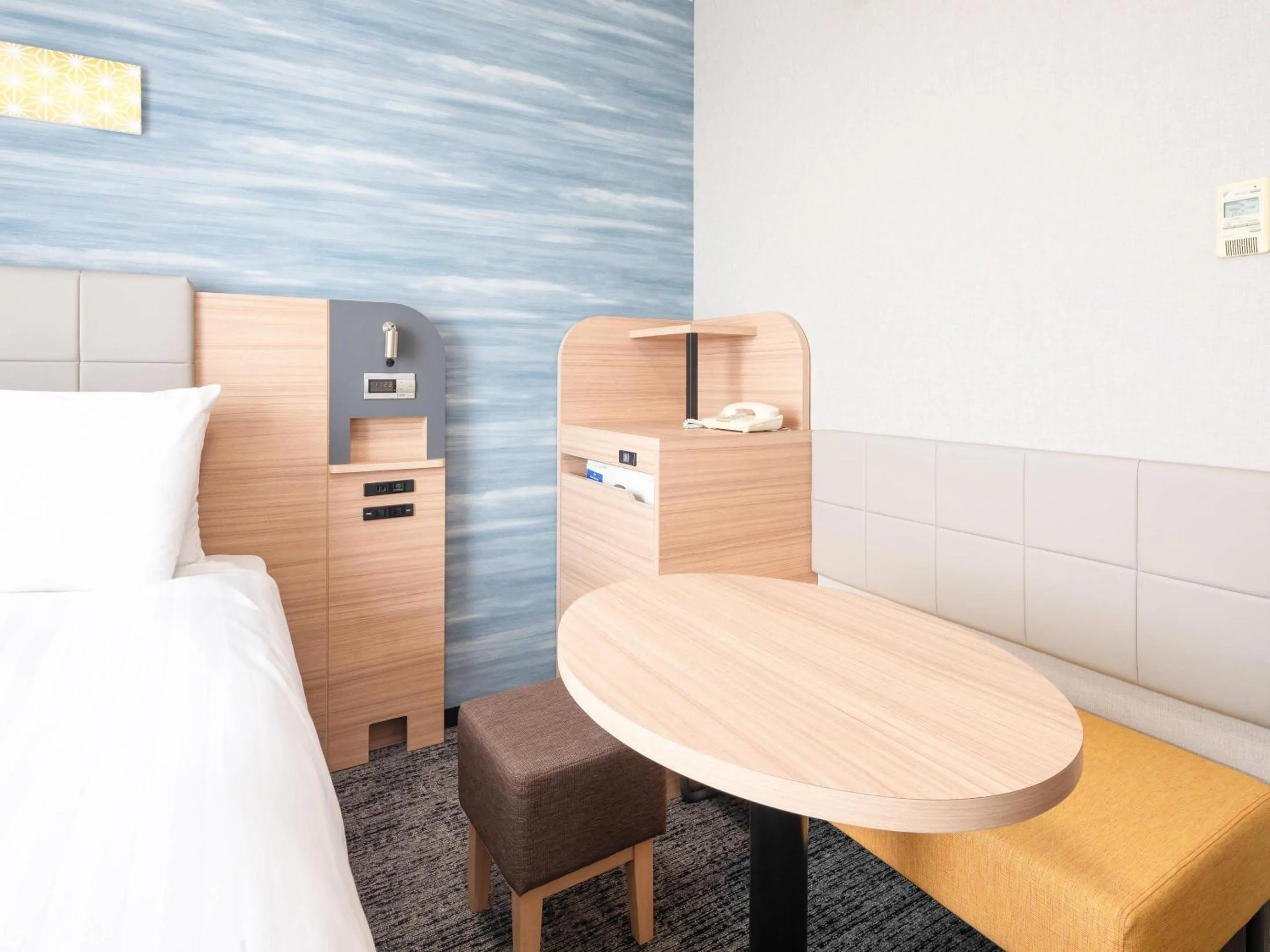 Bedroom, Bed in Comfort Hotel Tokyo Kiyosumi Shirakawa