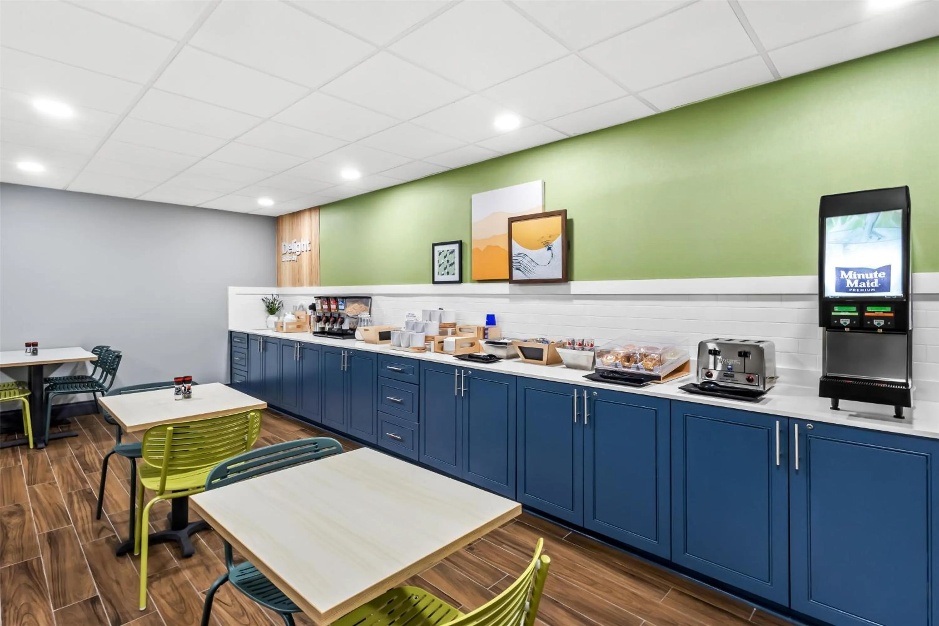 Breakfast in Spark by Hilton Duluth