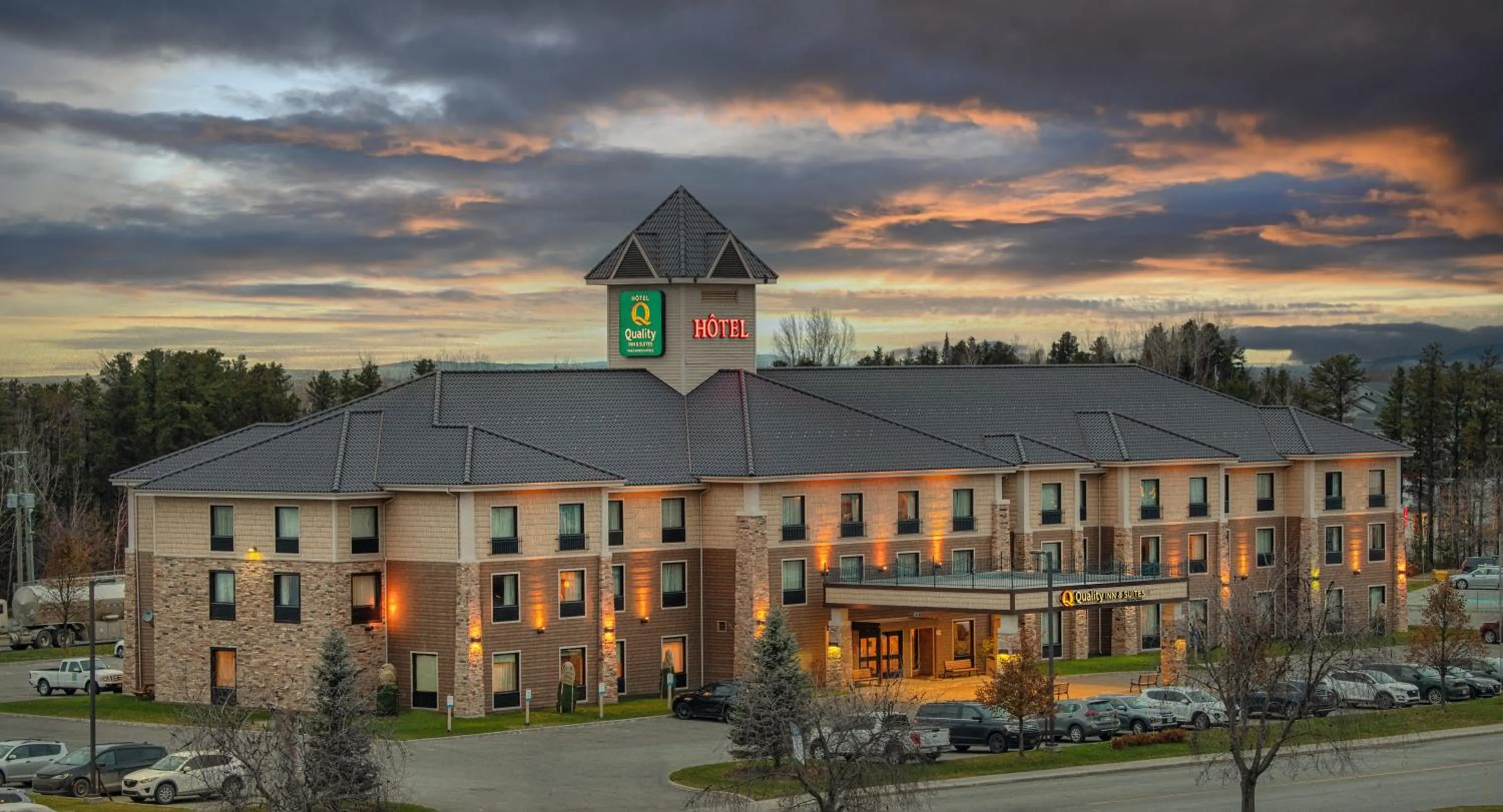 Property building in Quality Inn & Suites