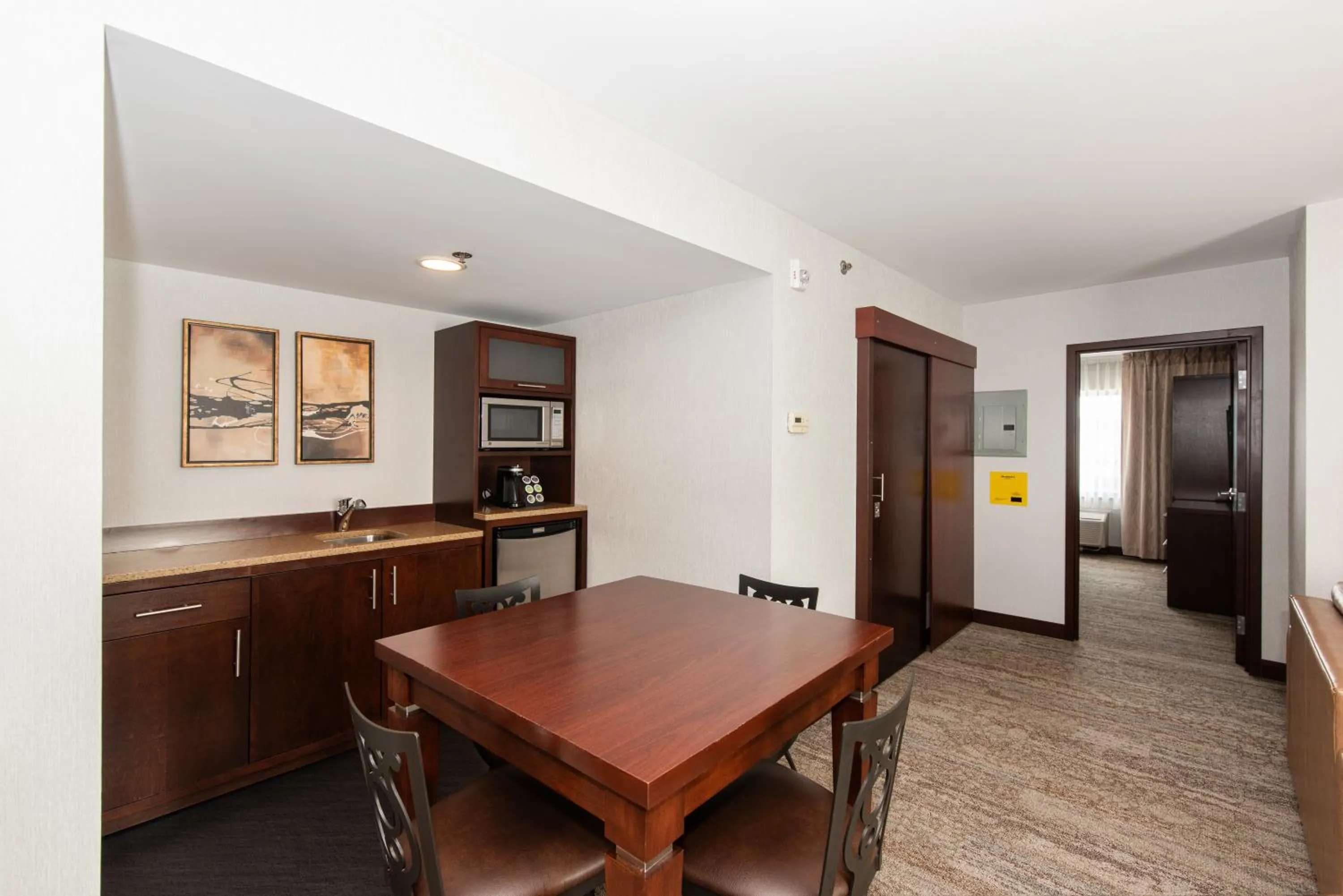 Kitchen or kitchenette in Quality Inn & Suites