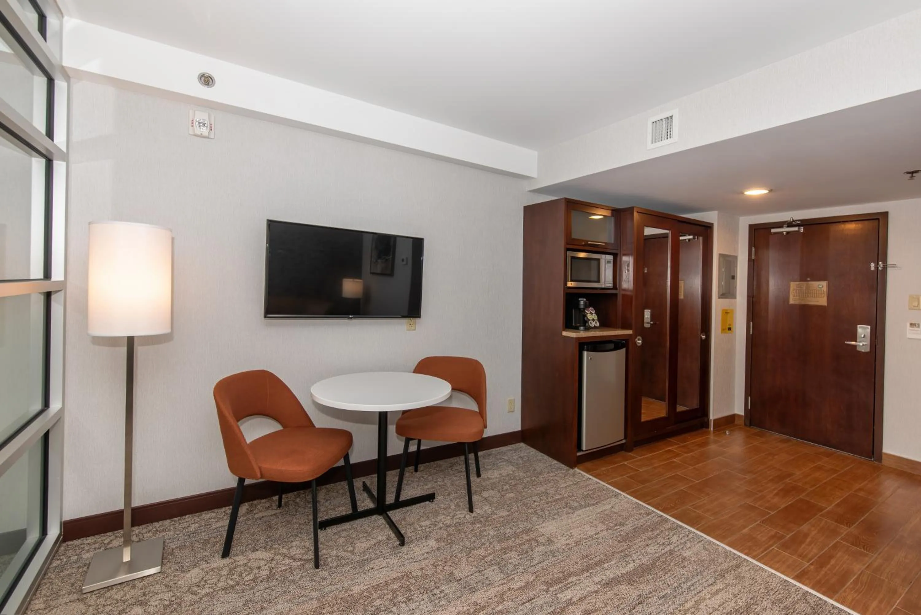 Dining area in Quality Inn & Suites