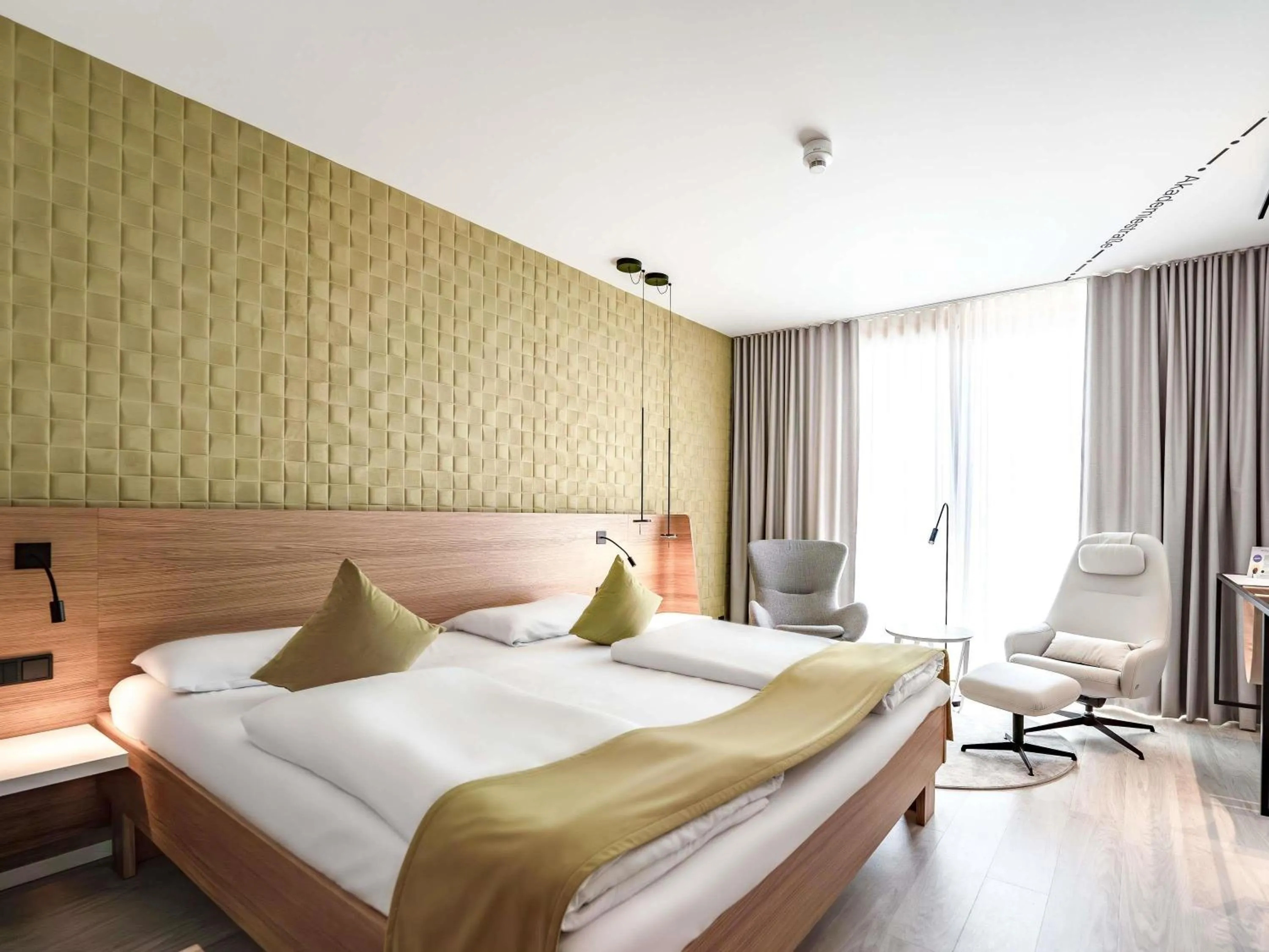 Bedroom, Bed in Novotel Karlsruhe City