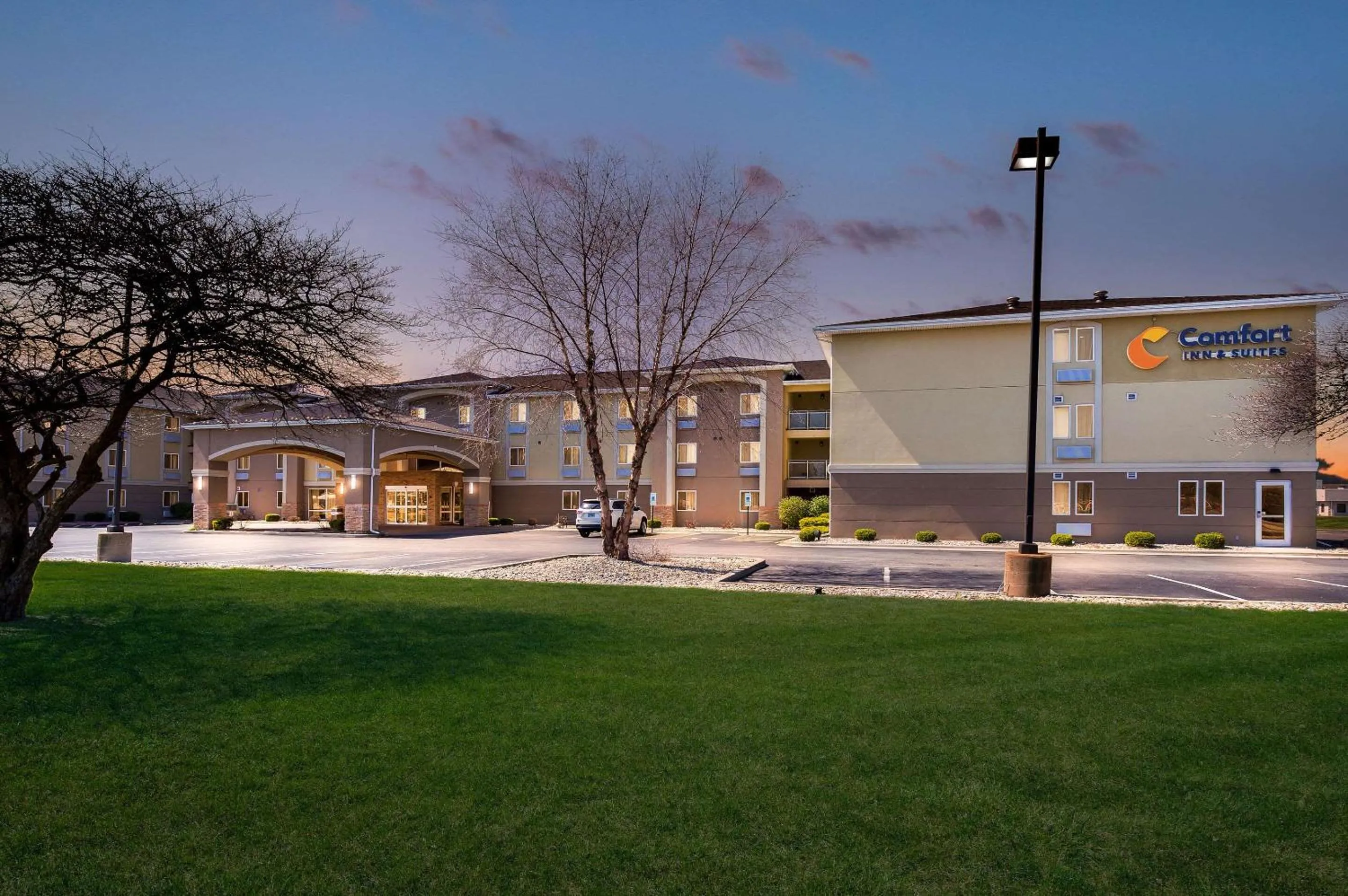 Property building in Comfort Inn & Suites Springfield I-55