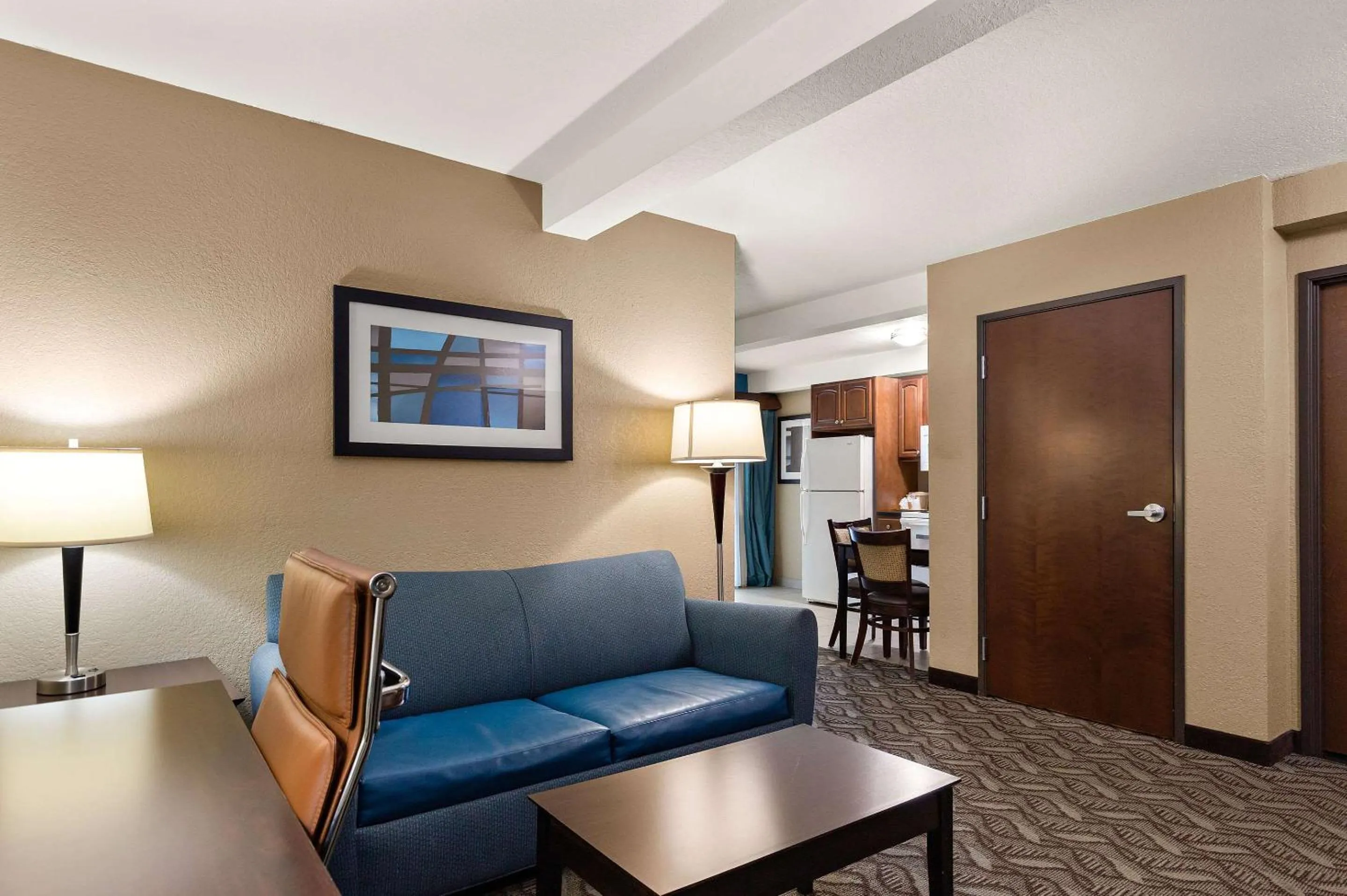 Bedroom in Comfort Inn & Suites Springfield I-55