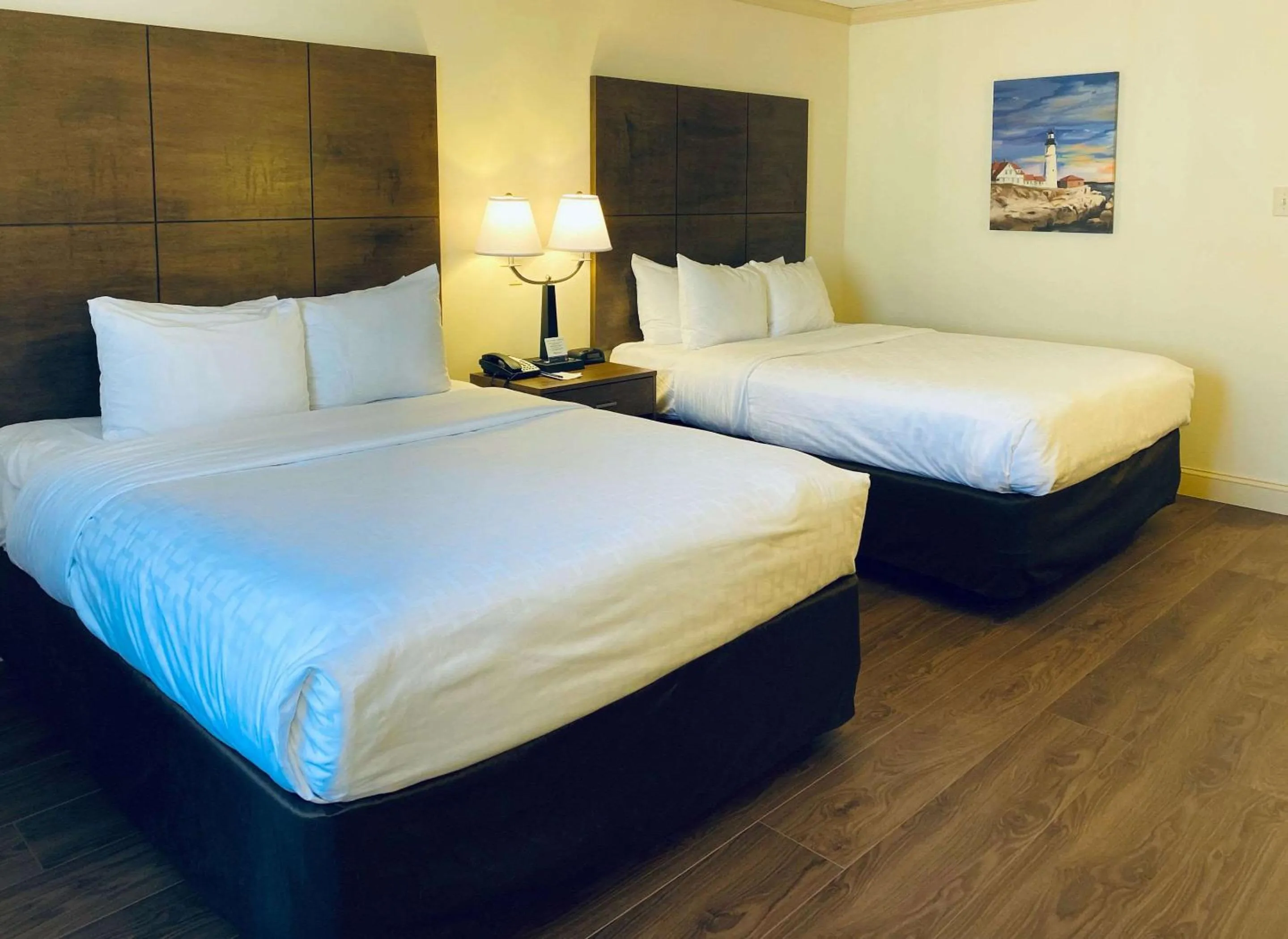 Bedroom, Bed in Clarion Hotel & Conference Center Toms River