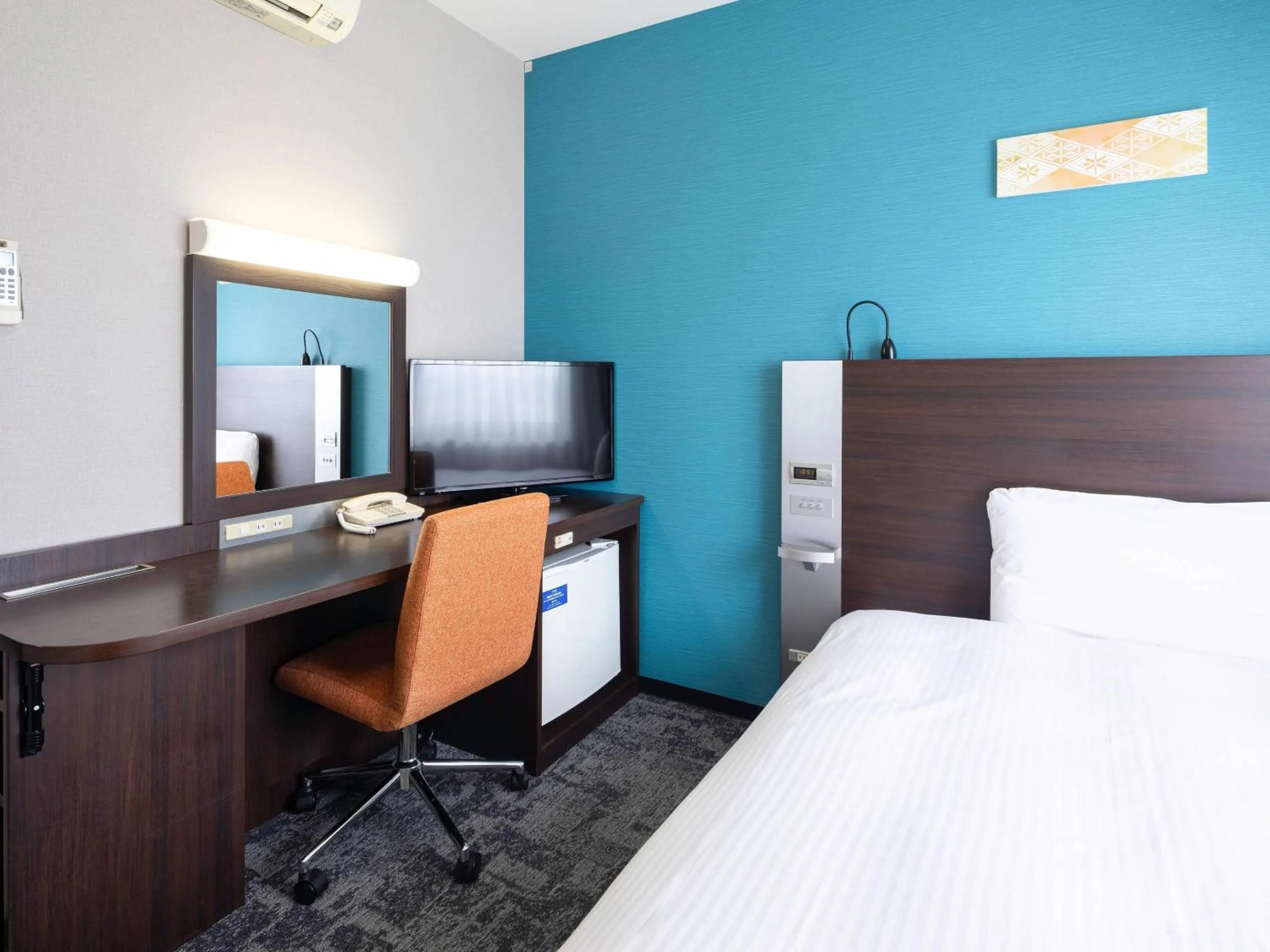 Bedroom, Bed in Comfort Hotel Hachinohe