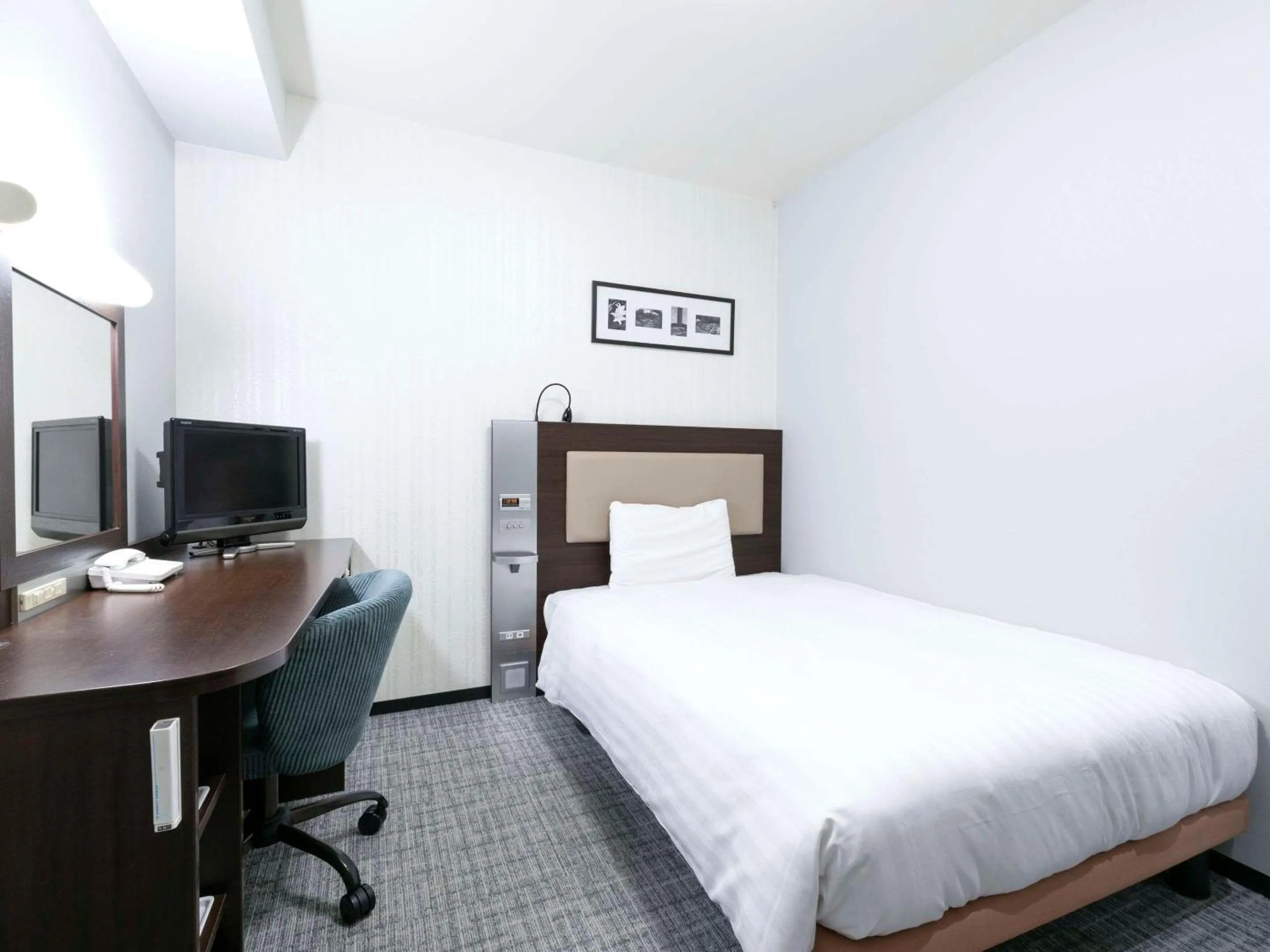 Double Room - single occupancy - Non-Smoking  in Comfort Hotel Hamamatsu