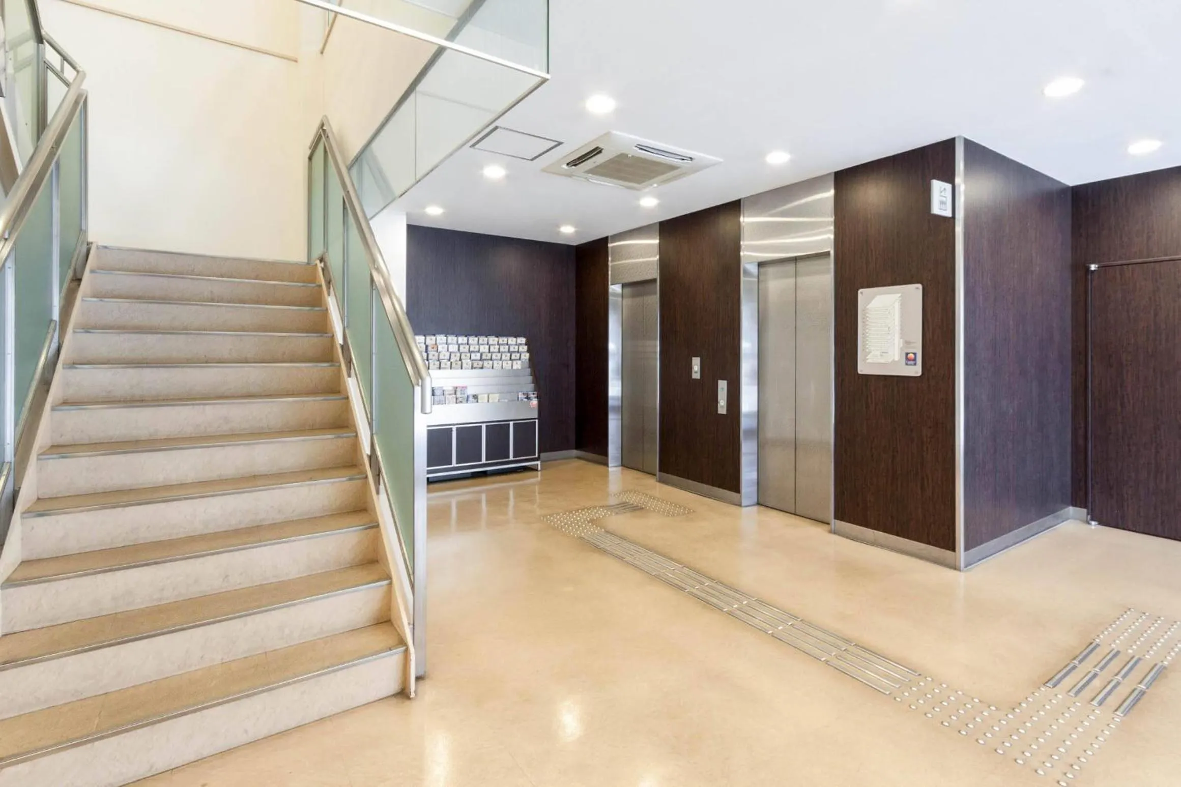 Lobby or reception in Comfort Hotel Kokura