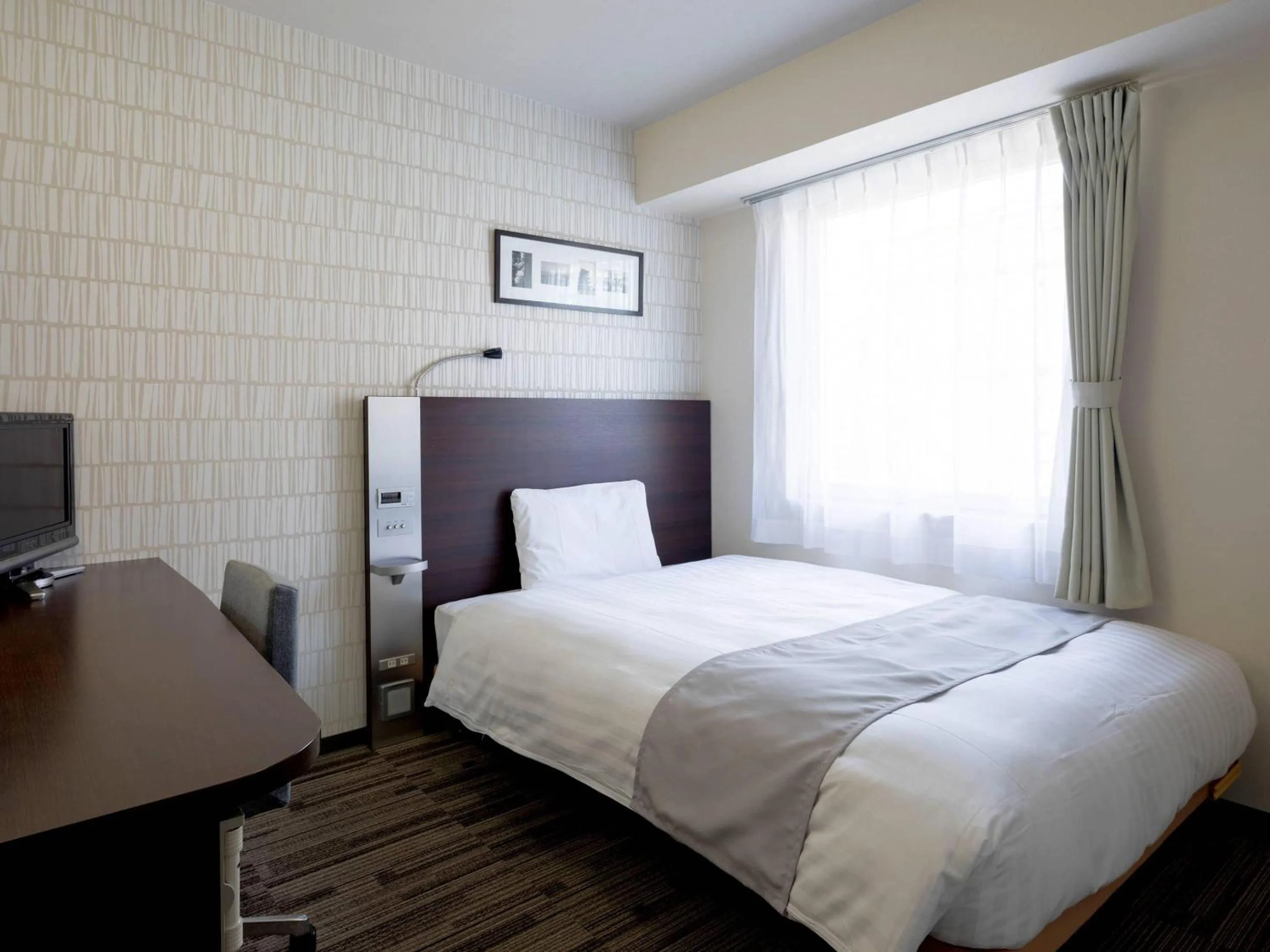 Bedroom, Bed in Comfort Hotel Nara