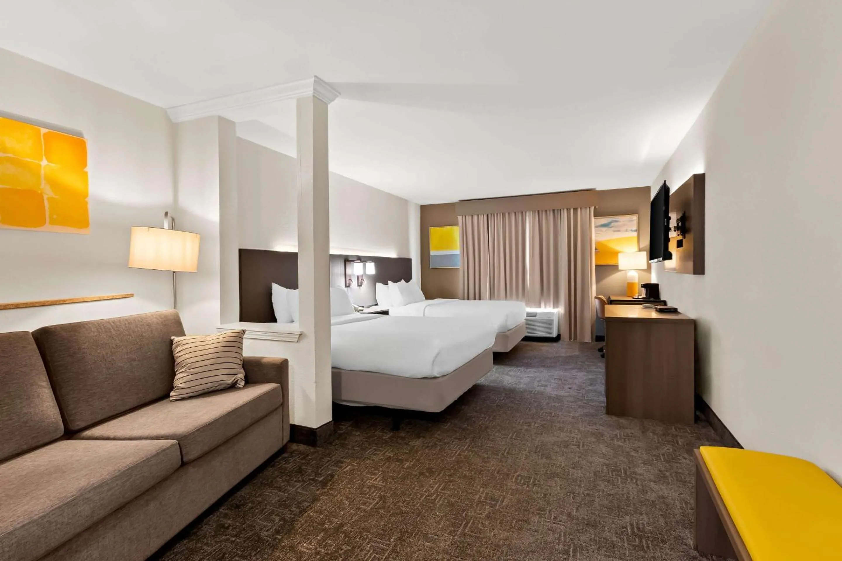 Bedroom, Bed in Comfort Inn & Suites Elk City South