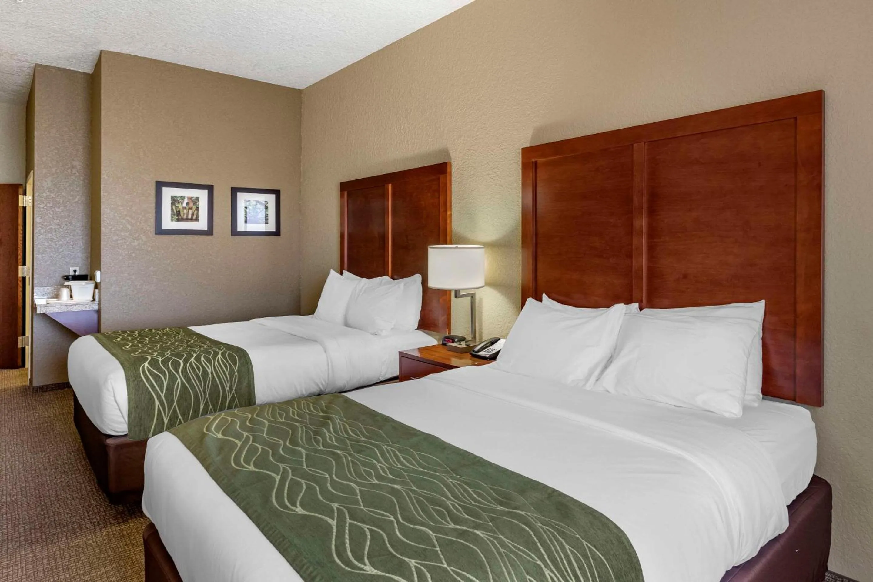 Bedroom, Bed in Comfort Inn & Suites