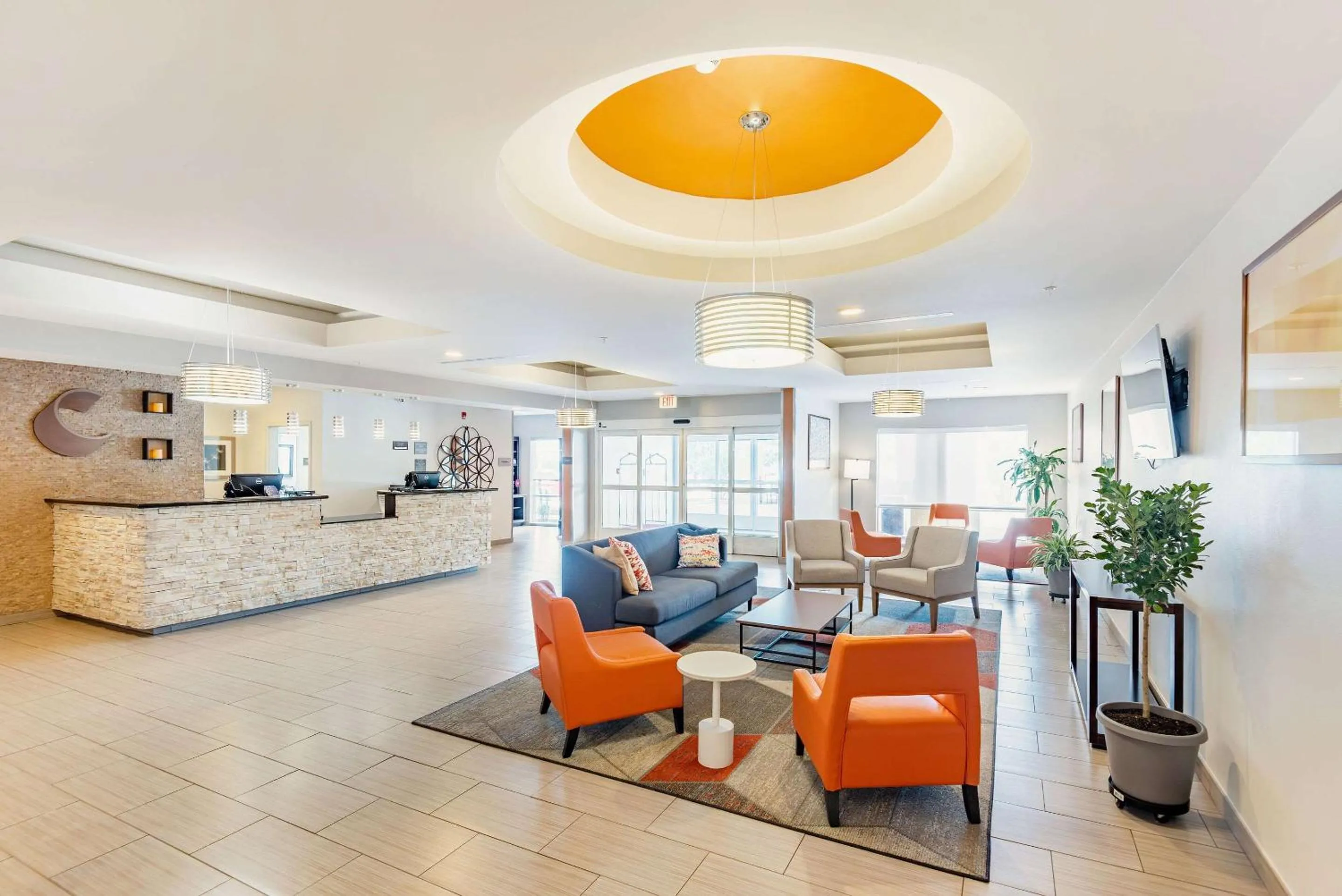 Lobby or reception in Comfort Suites Denham Springs