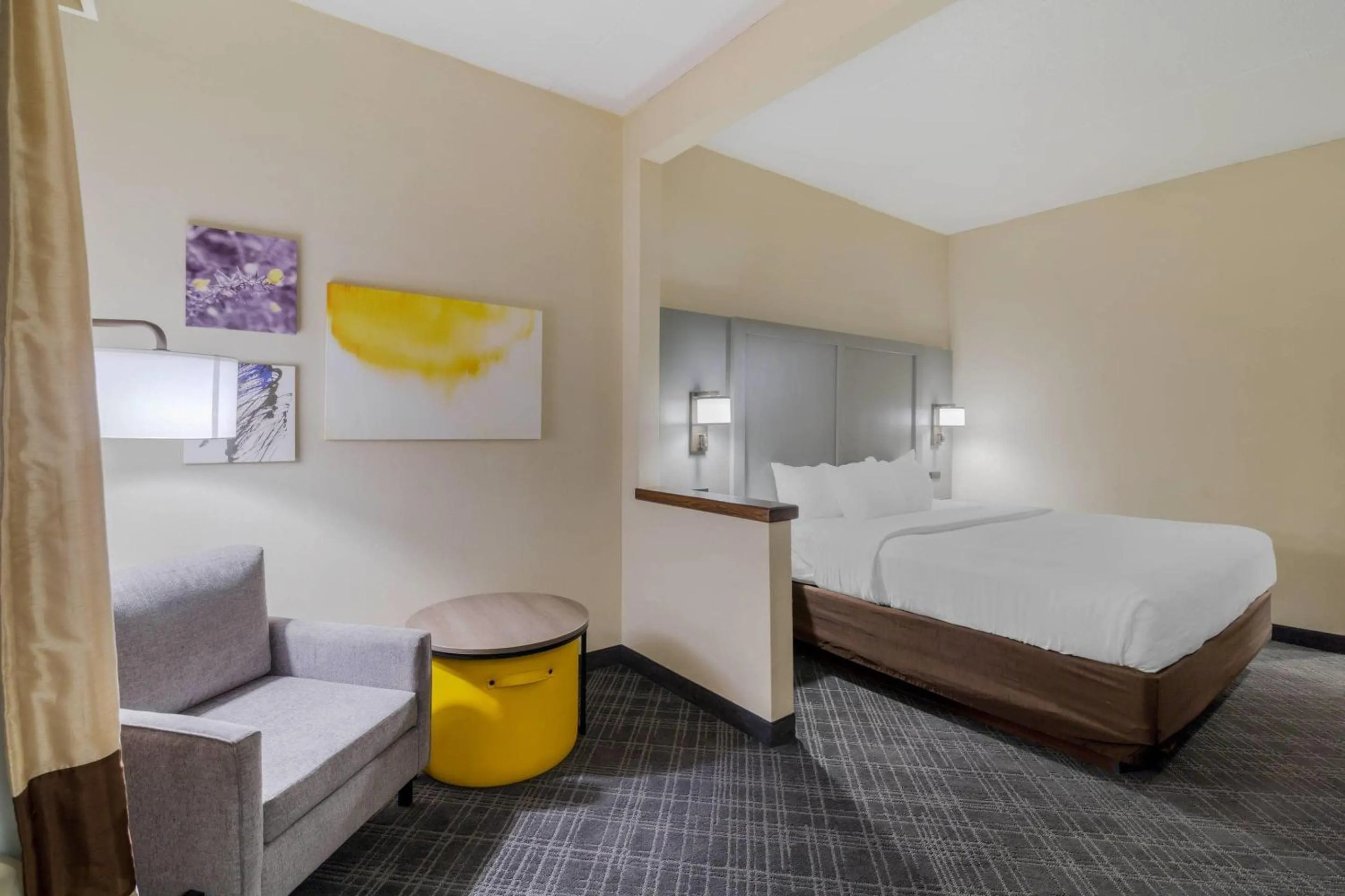 Bedroom, Bed in Comfort Inn Bismarck