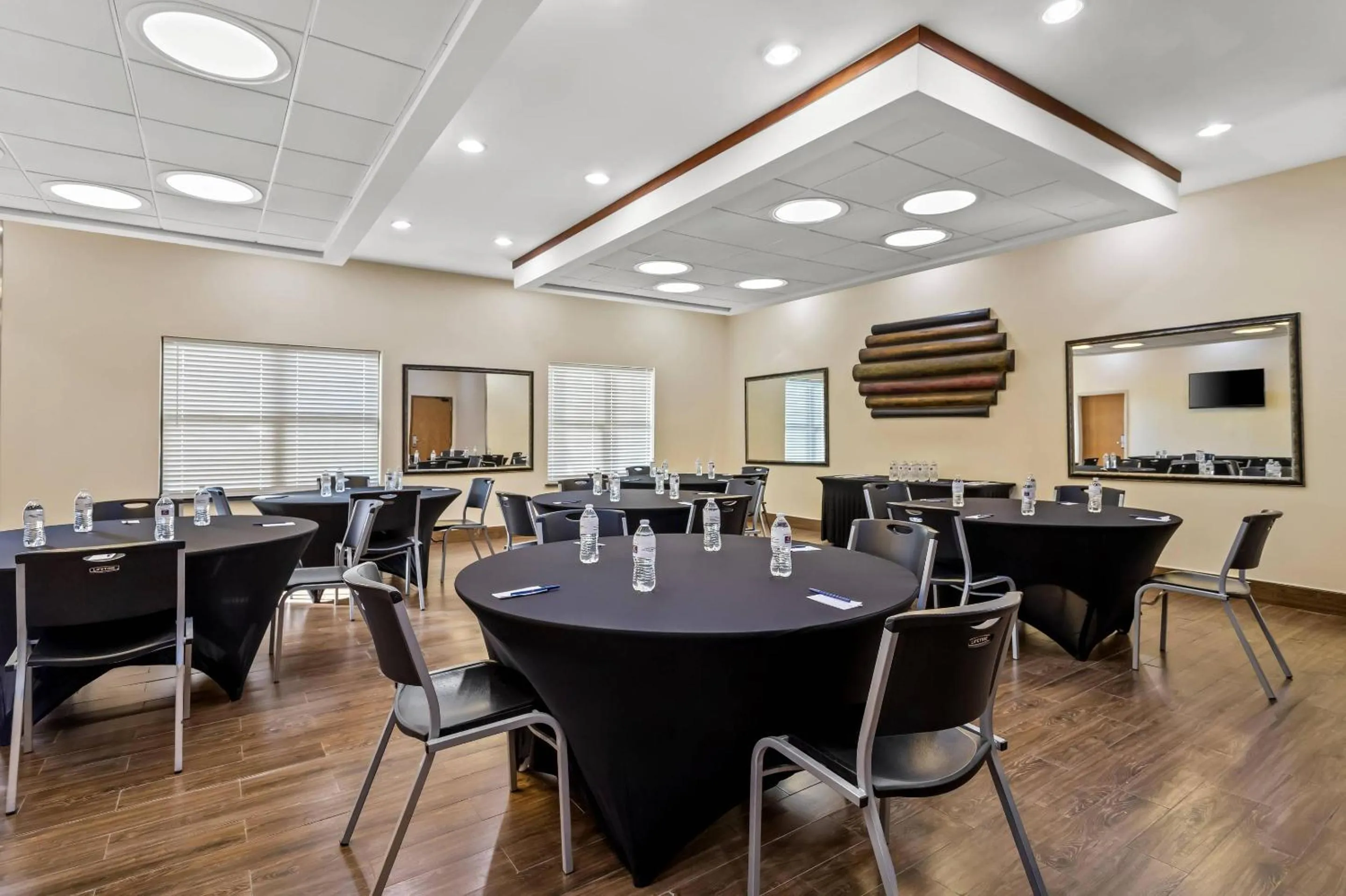 Meeting/conference room in Comfort Suites Roswell North