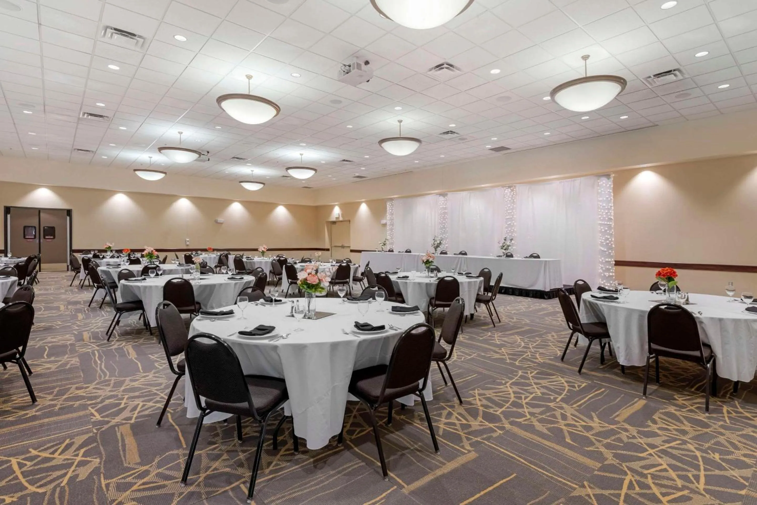 Meeting/conference room in Comfort Suites & Conference Center