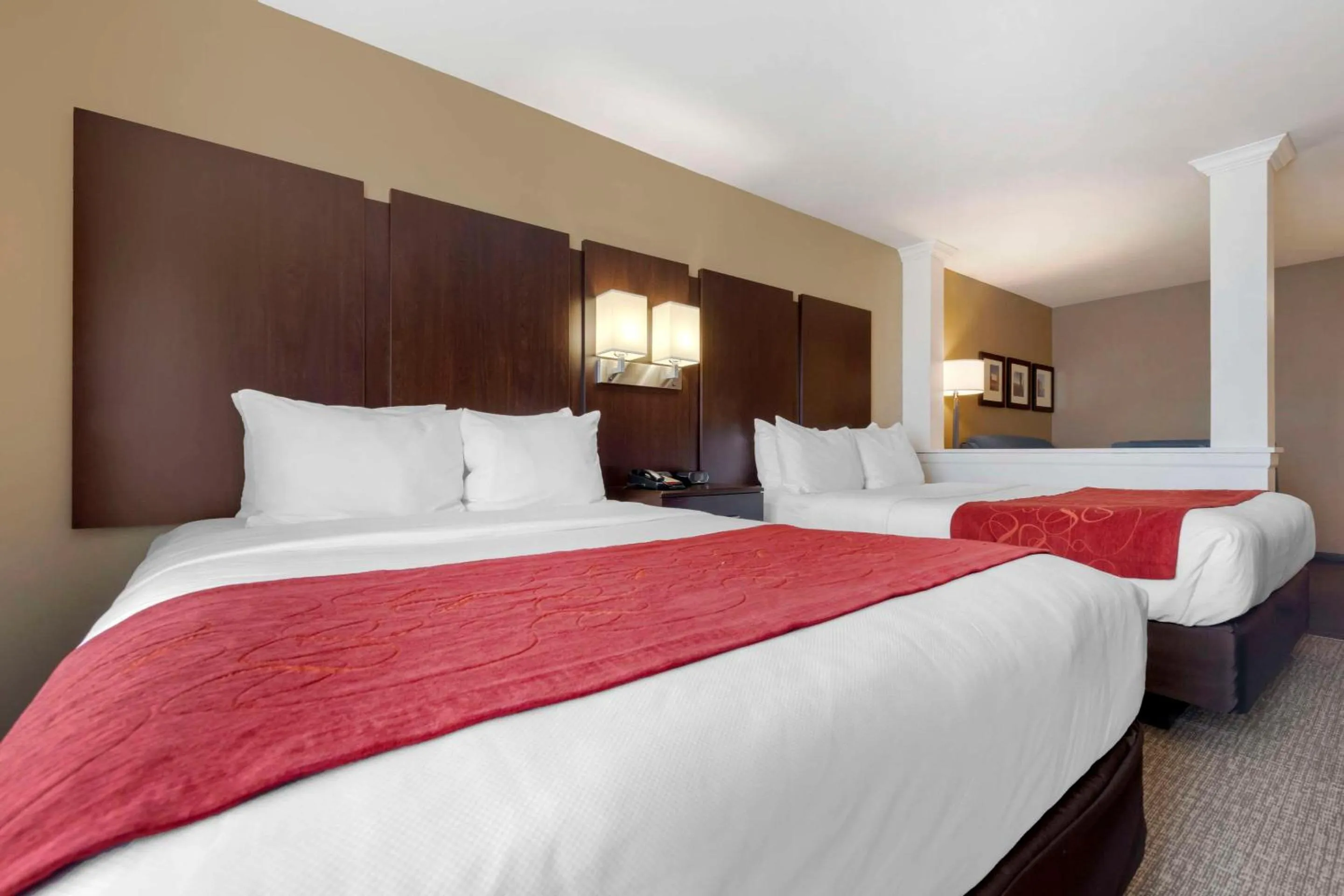 Bedroom, Bed in Comfort Suites & Conference Center