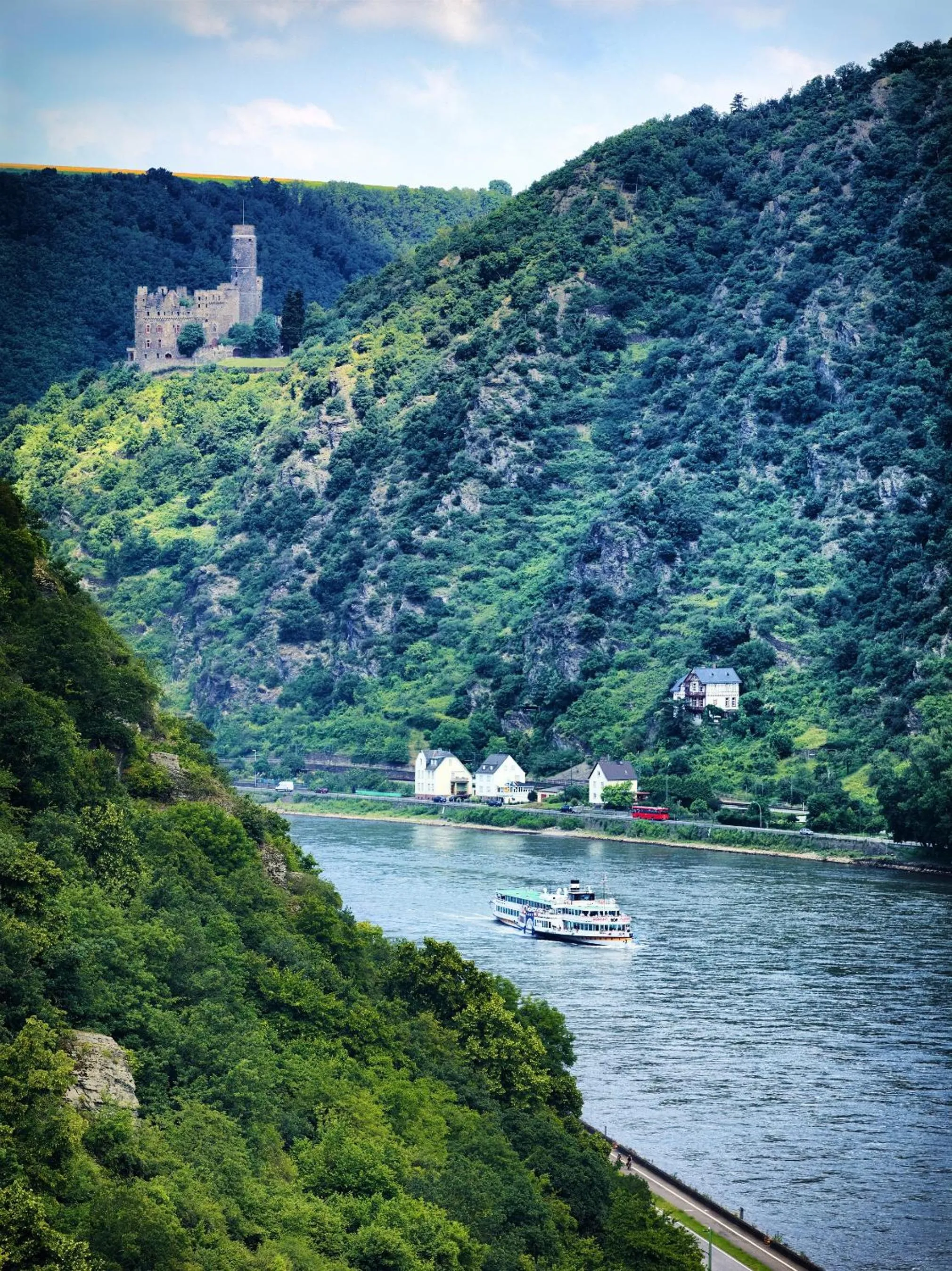 Nearby landmark in PARK VILLA zentral am Mittelrhein Zimmer&Apartments Self check in Aparthotel