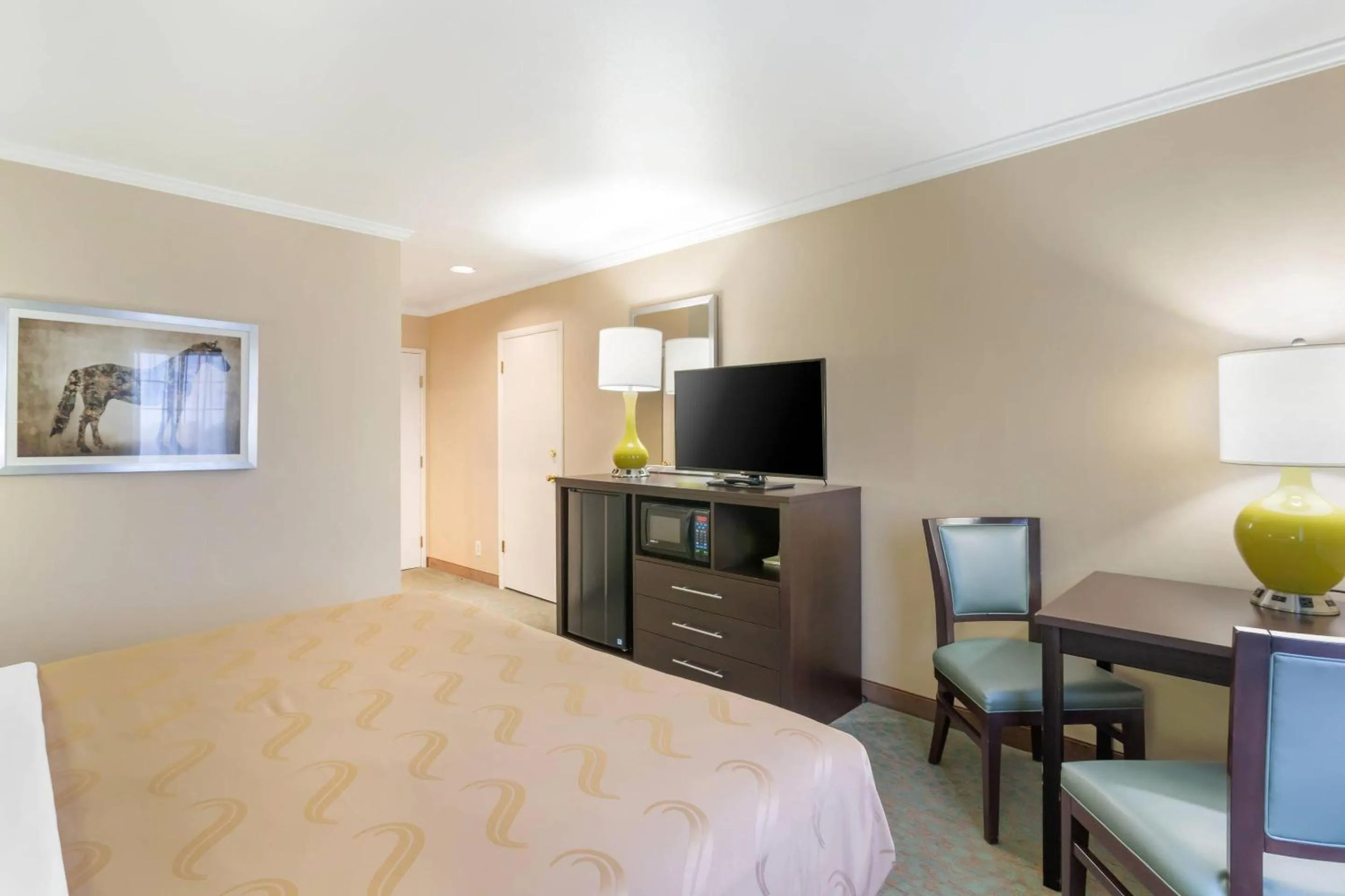 Bedroom, Bed in Quality Inn Payson I-15