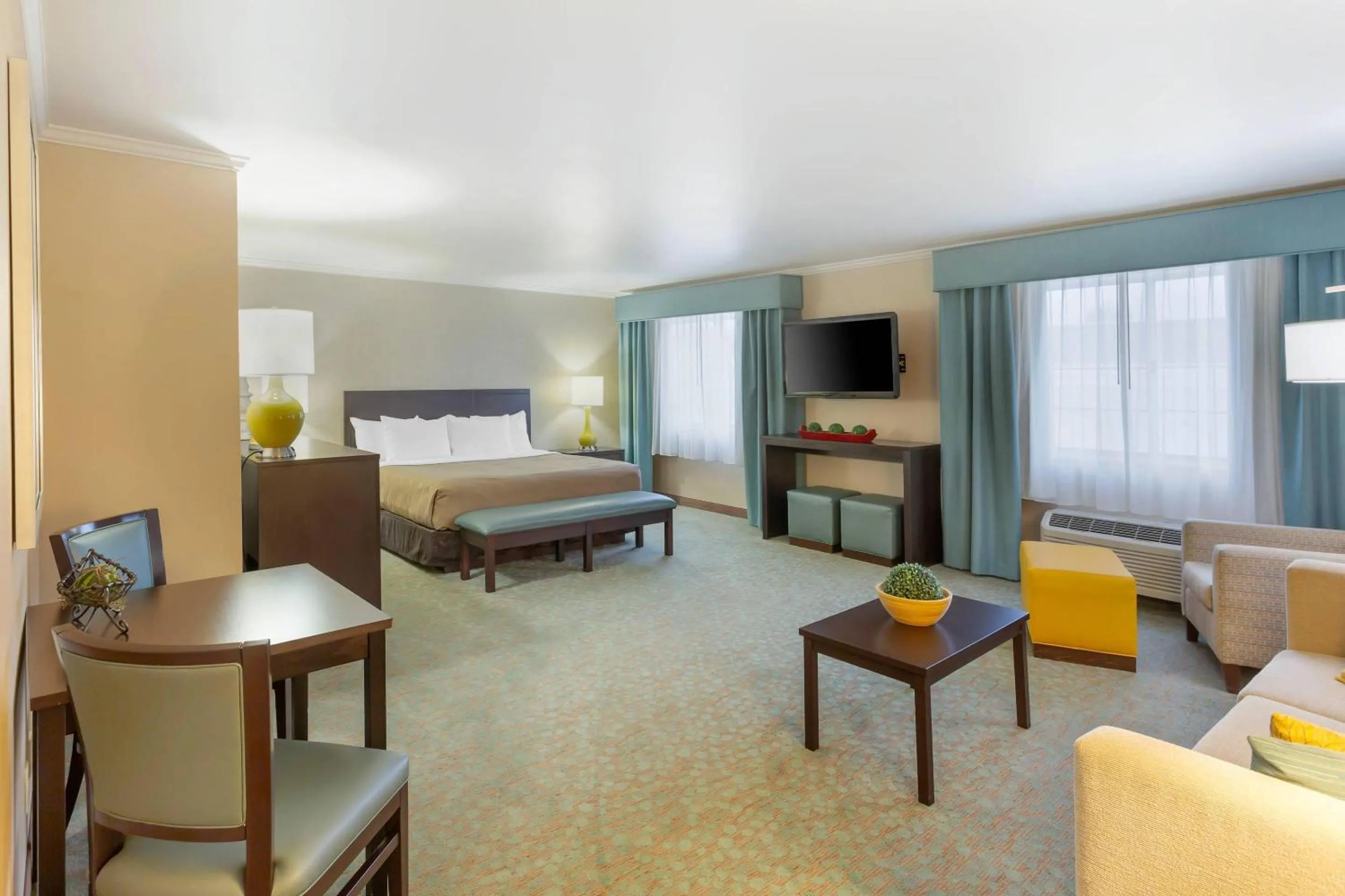 Bedroom, Bed in Quality Inn Payson I-15