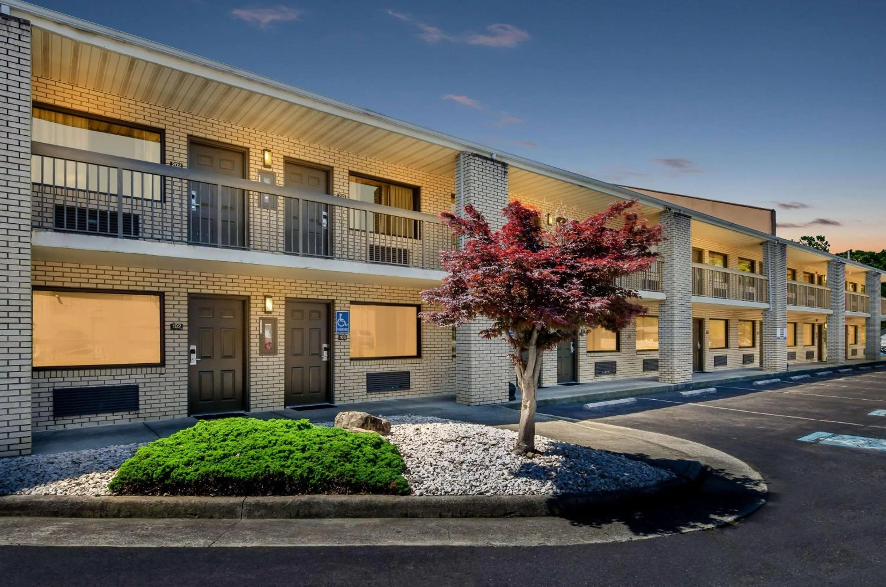 Property building in Quality Inn Salem - I-81