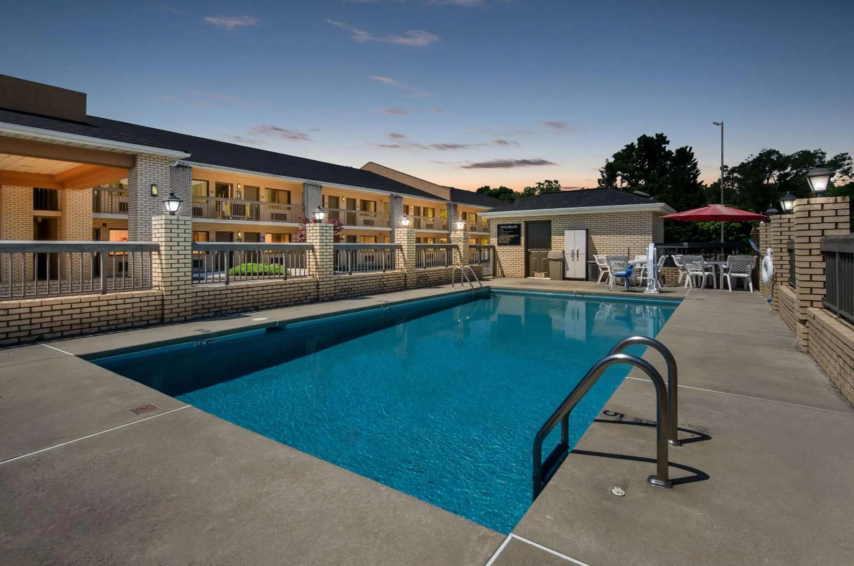 Property building in Quality Inn Salem - I-81