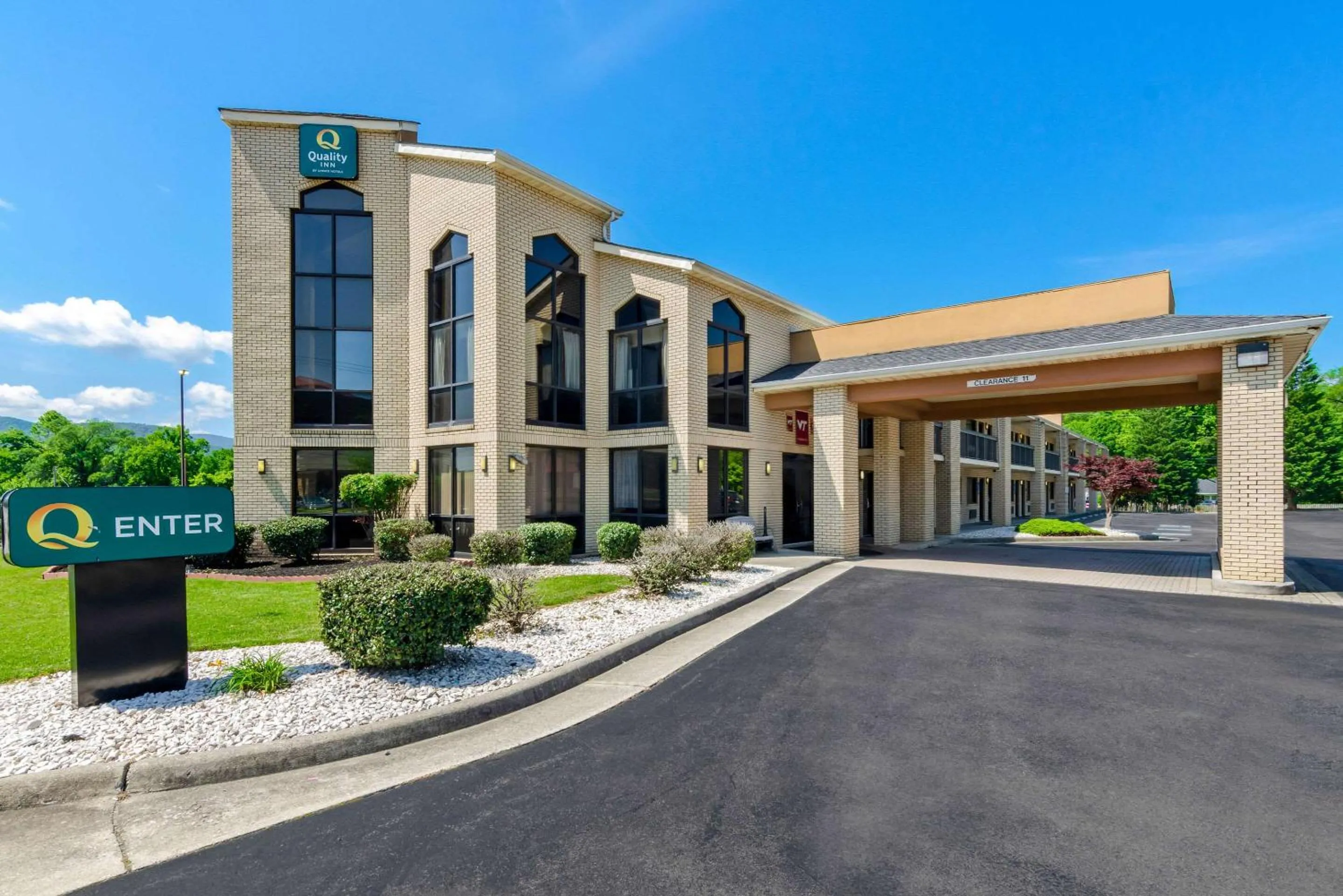 Property building in Quality Inn Salem - I-81