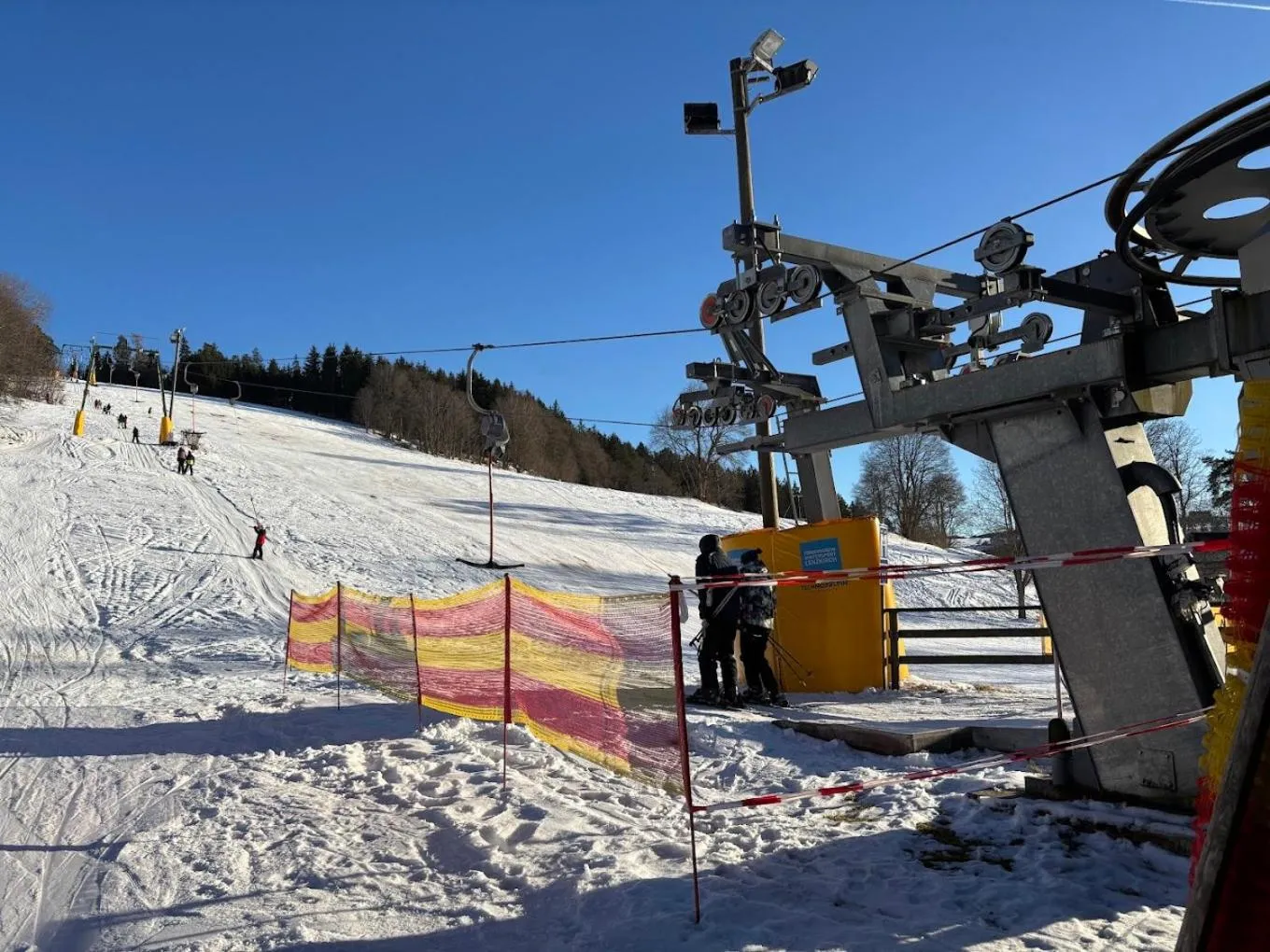 Skiing in Schwarzwald Wellnesshotel SAIGERHÖH I Spa Golf & Wandern über dem Titisee