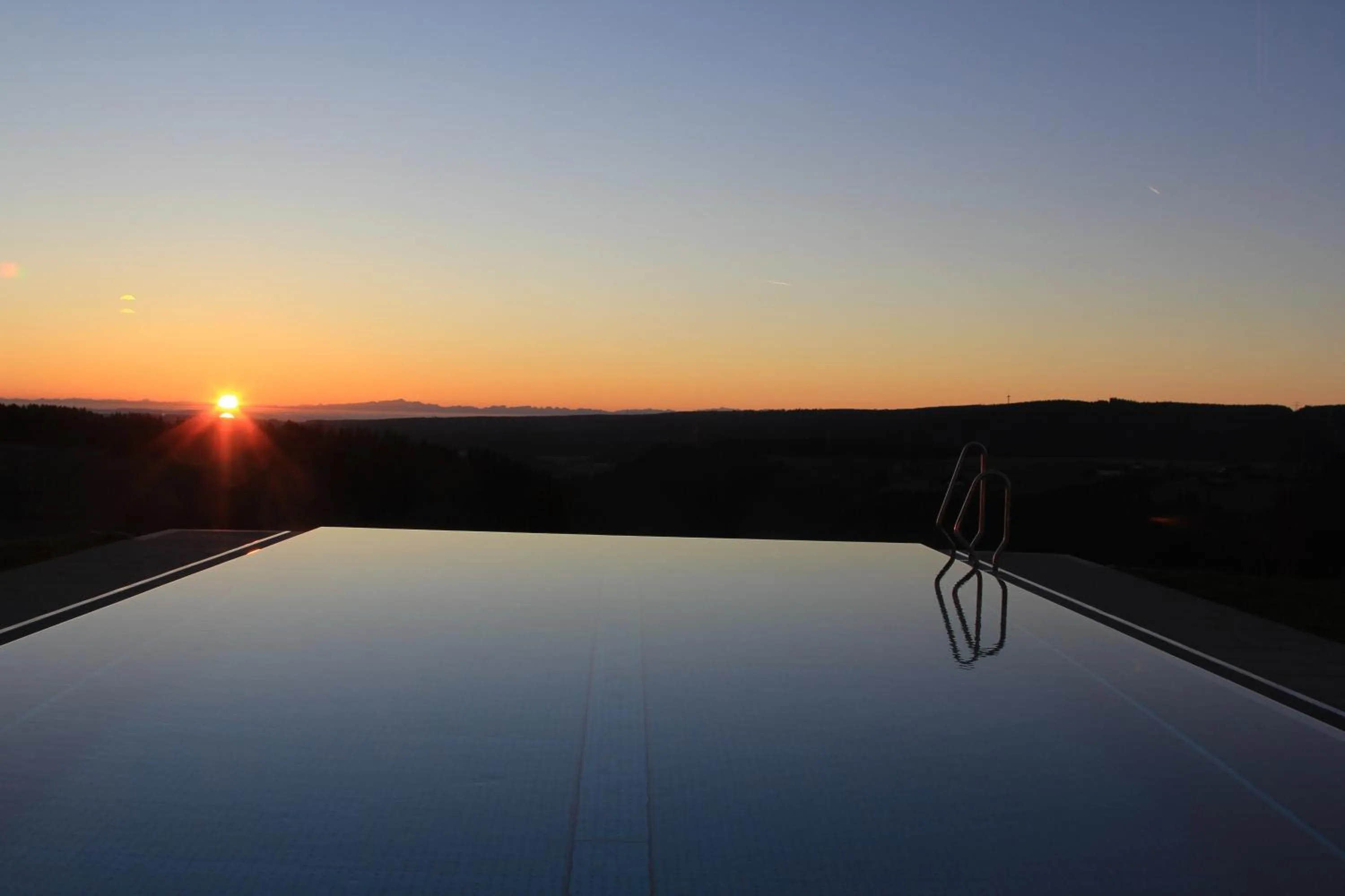 Natural landscape in Schwarzwald Wellnesshotel SAIGERHÖH I Spa Golf & Wandern über dem Titisee