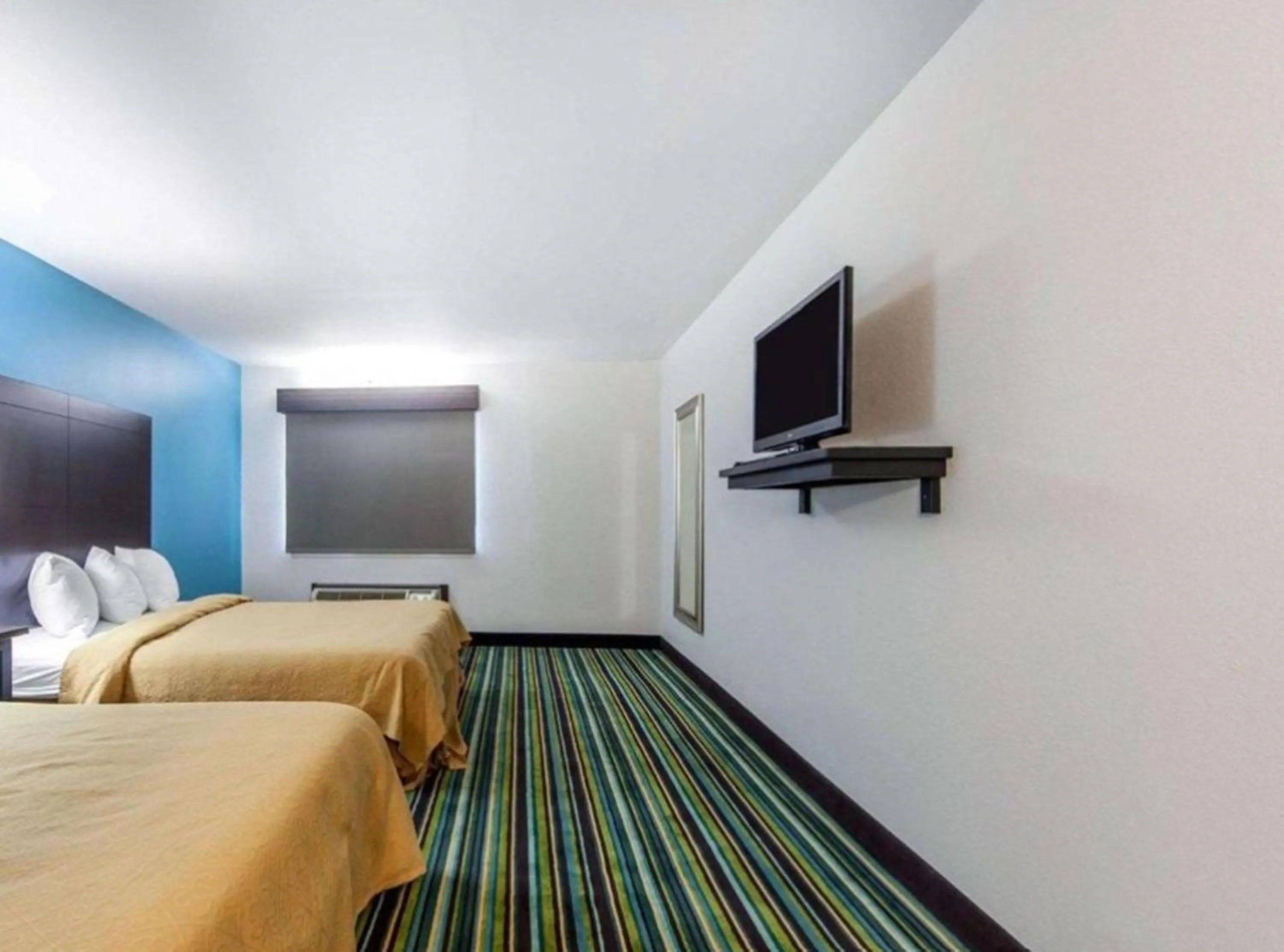 Photo of the whole room, Bed in Quality Inn & Suites Jasper - Kimball