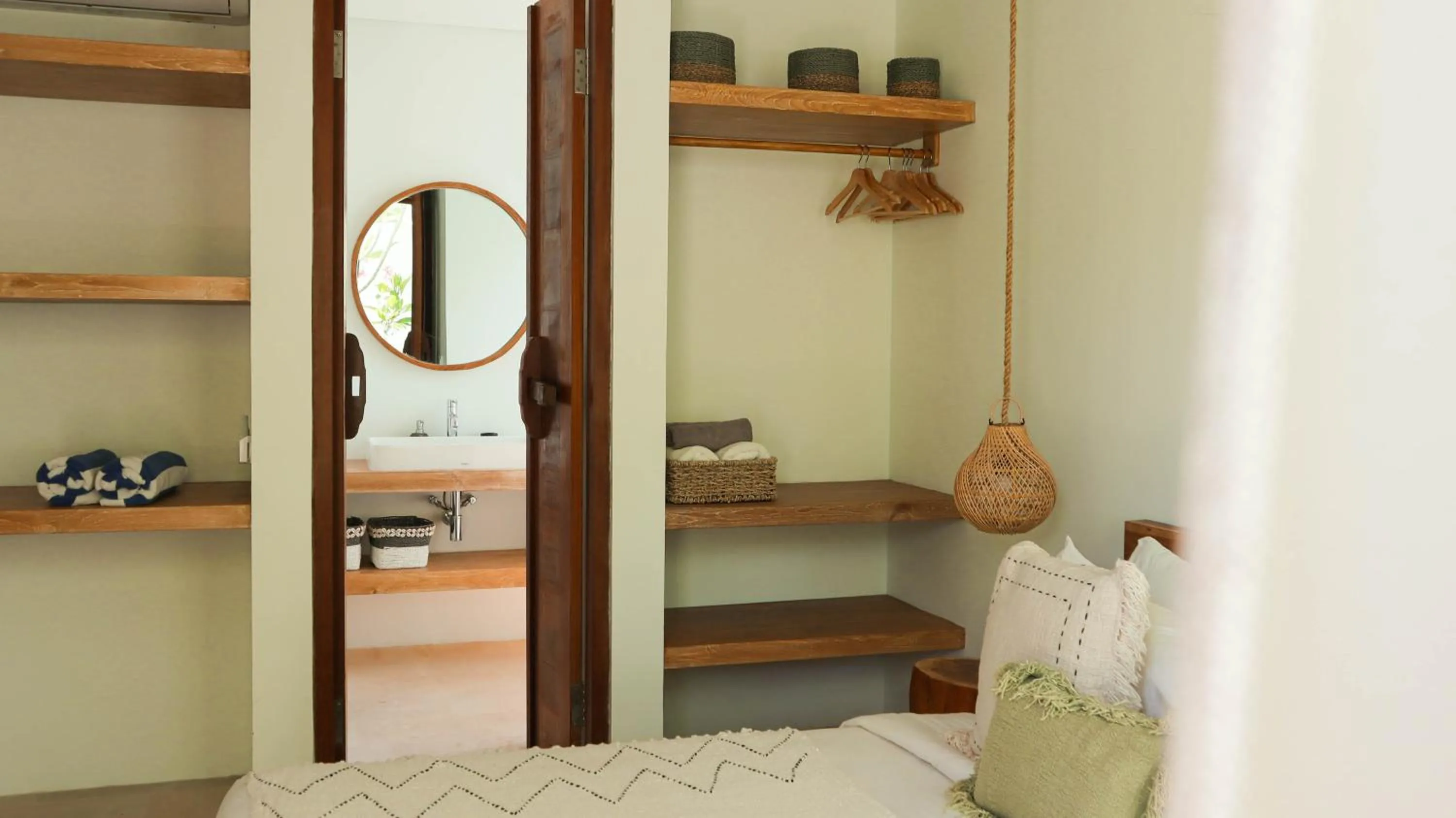 Bed in Kalea Villas