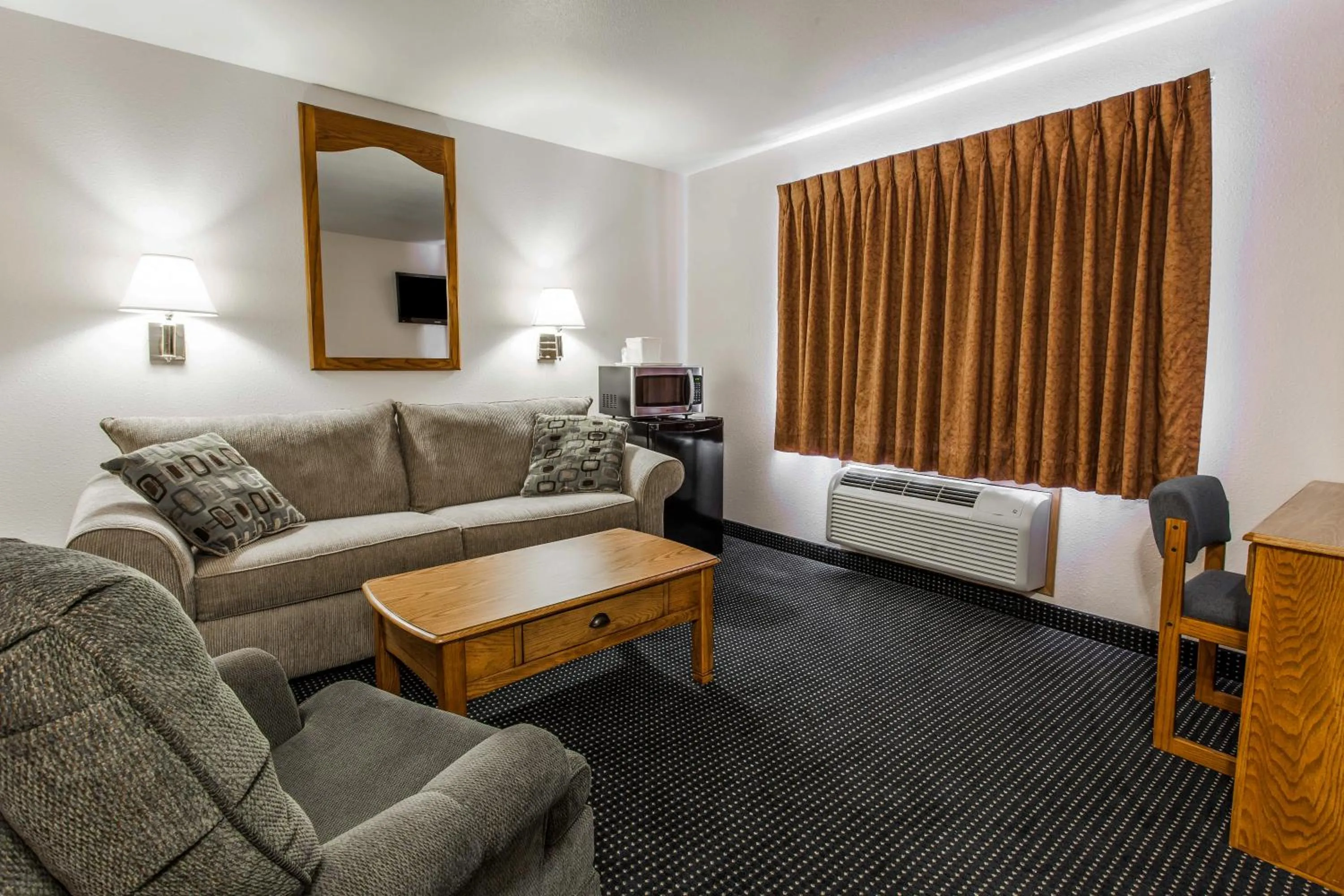 Photo of the whole room in Quality Inn & Suites Goldendale