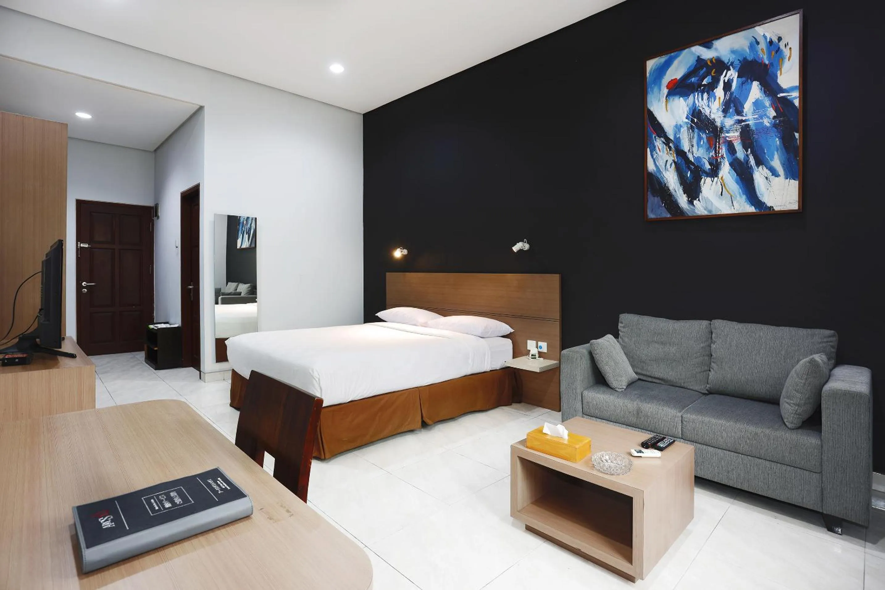 Bedroom, Bed in Jambuluwuk Mansion Pakubuwono