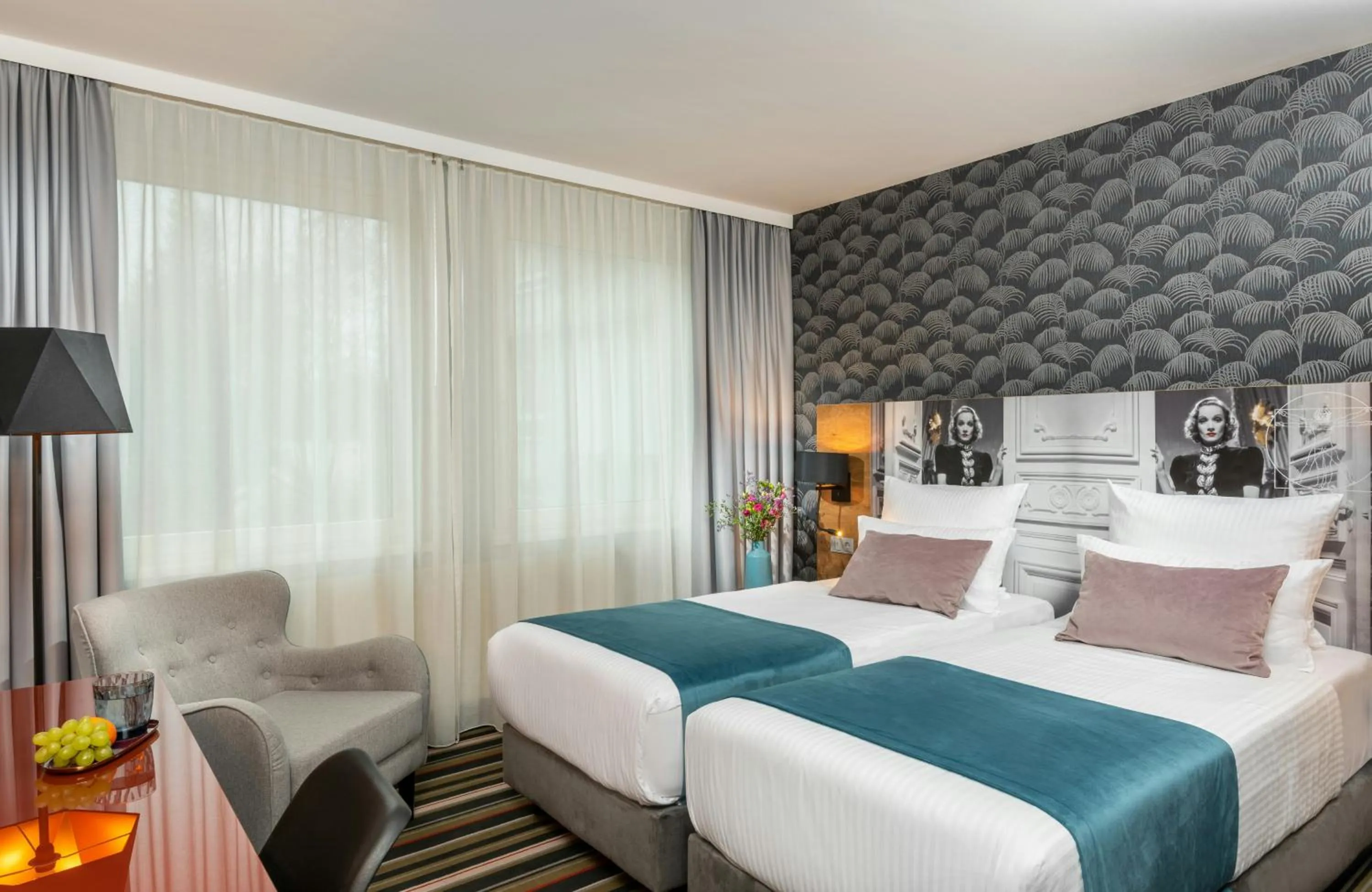 Photo of the whole room, Bed in Leonardo Boutique Hotel Berlin City South