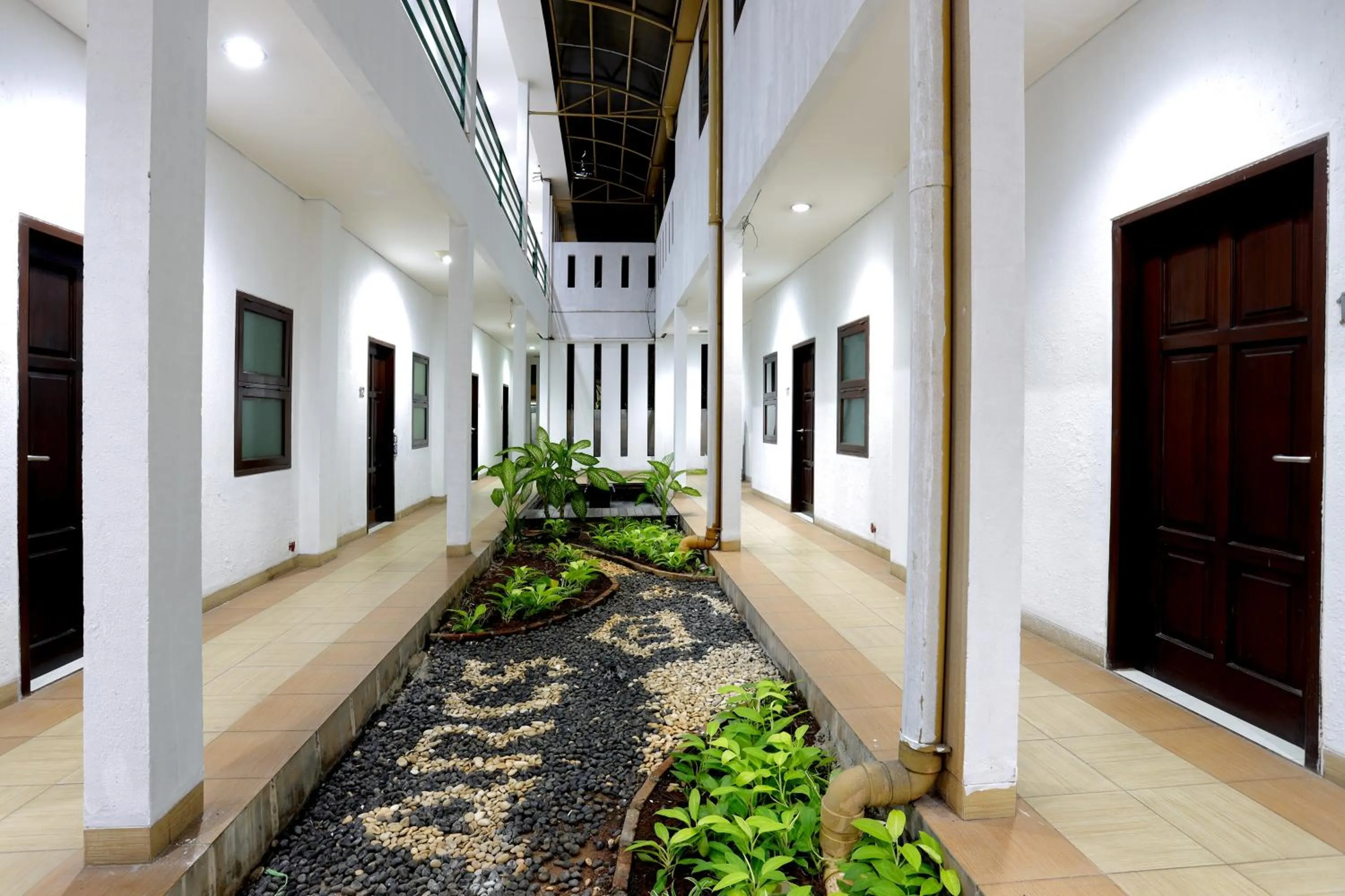 Garden view in Jambuluwuk Heritage Menteng Suites