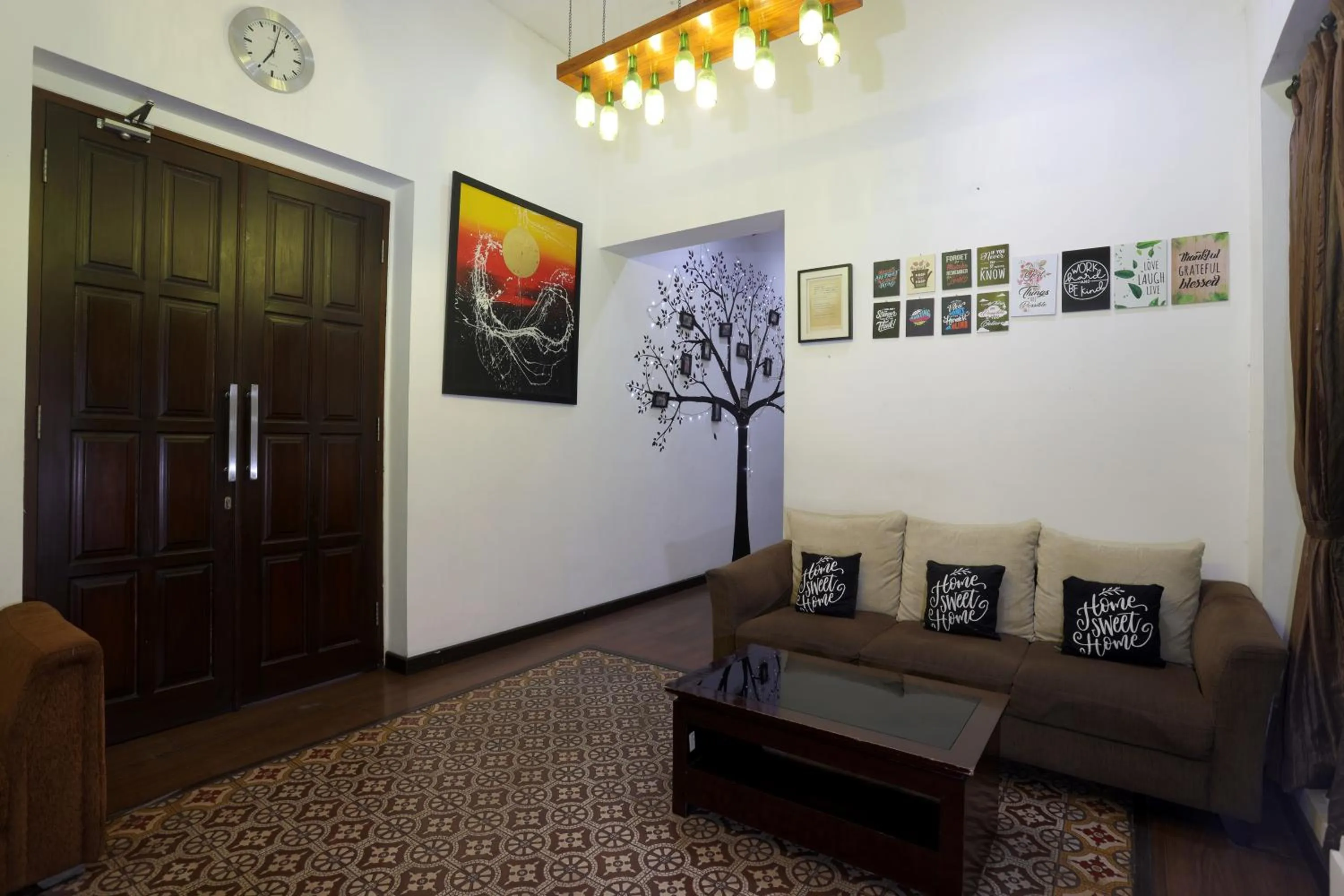 Seating area in Jambuluwuk Heritage Menteng Suites