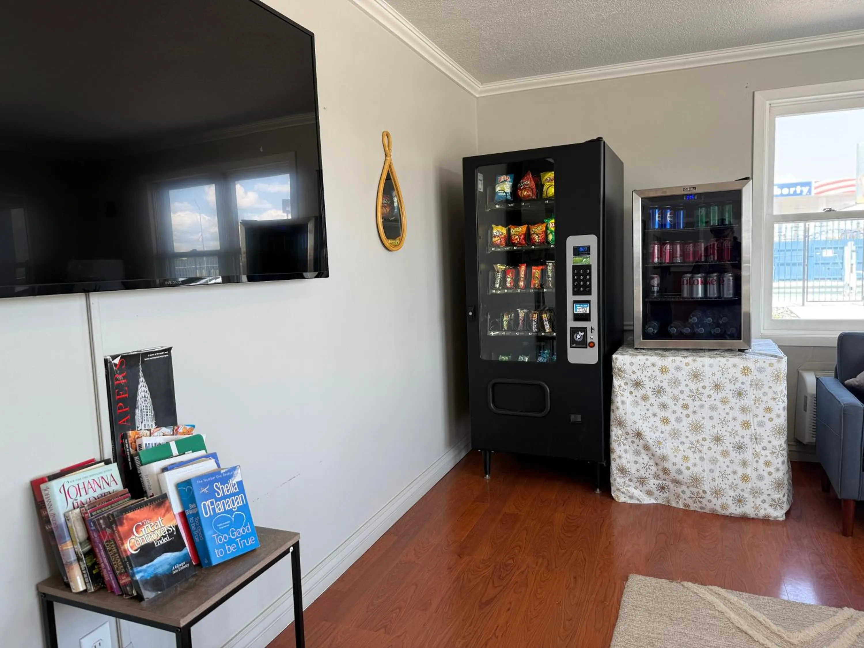 Lobby or reception in Hardin Lodge Little Bighorn Battlefield I-90