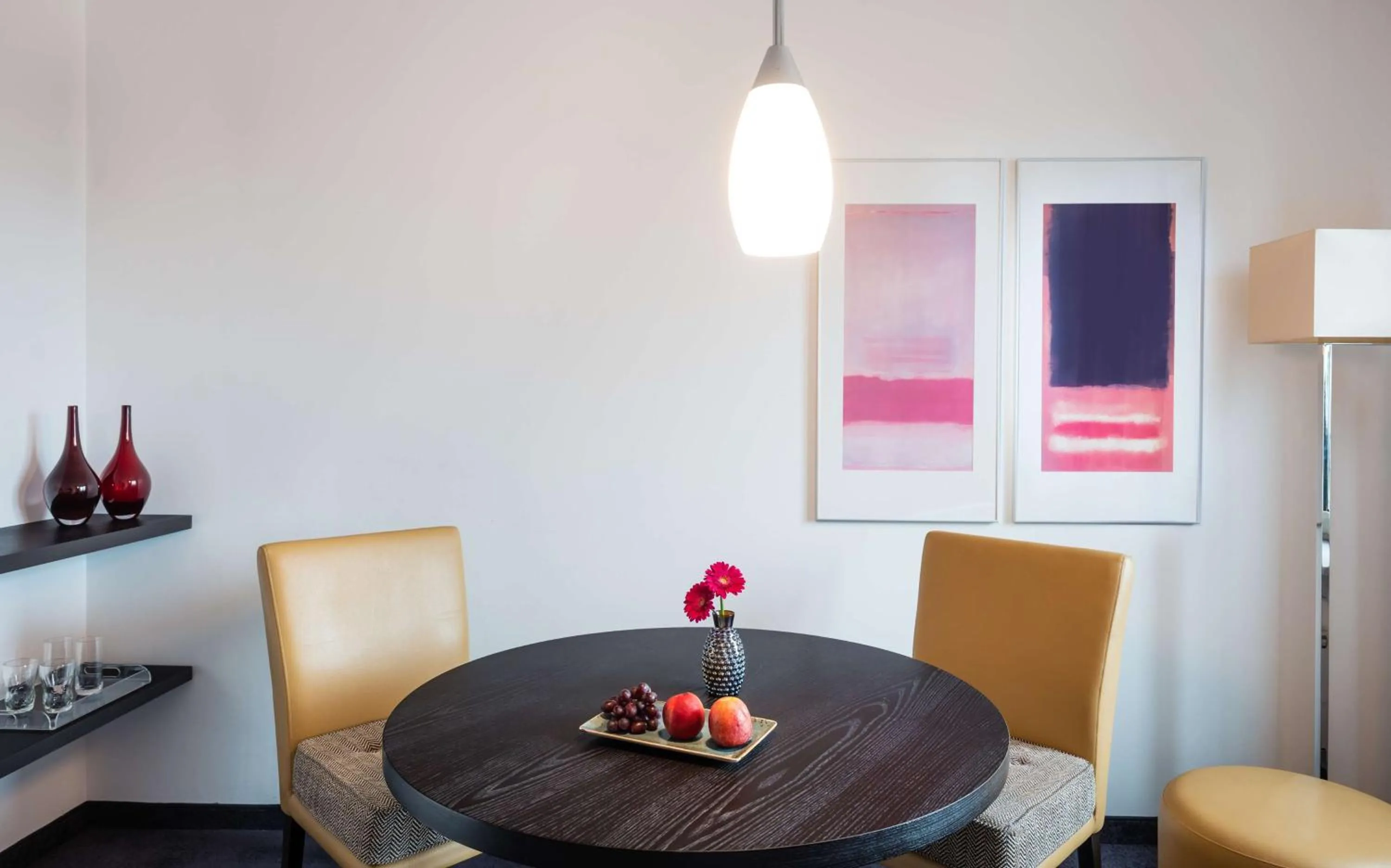 Photo of the whole room in Lindner Hotel Frankfurt Main Plaza, part of JdV by Hyatt