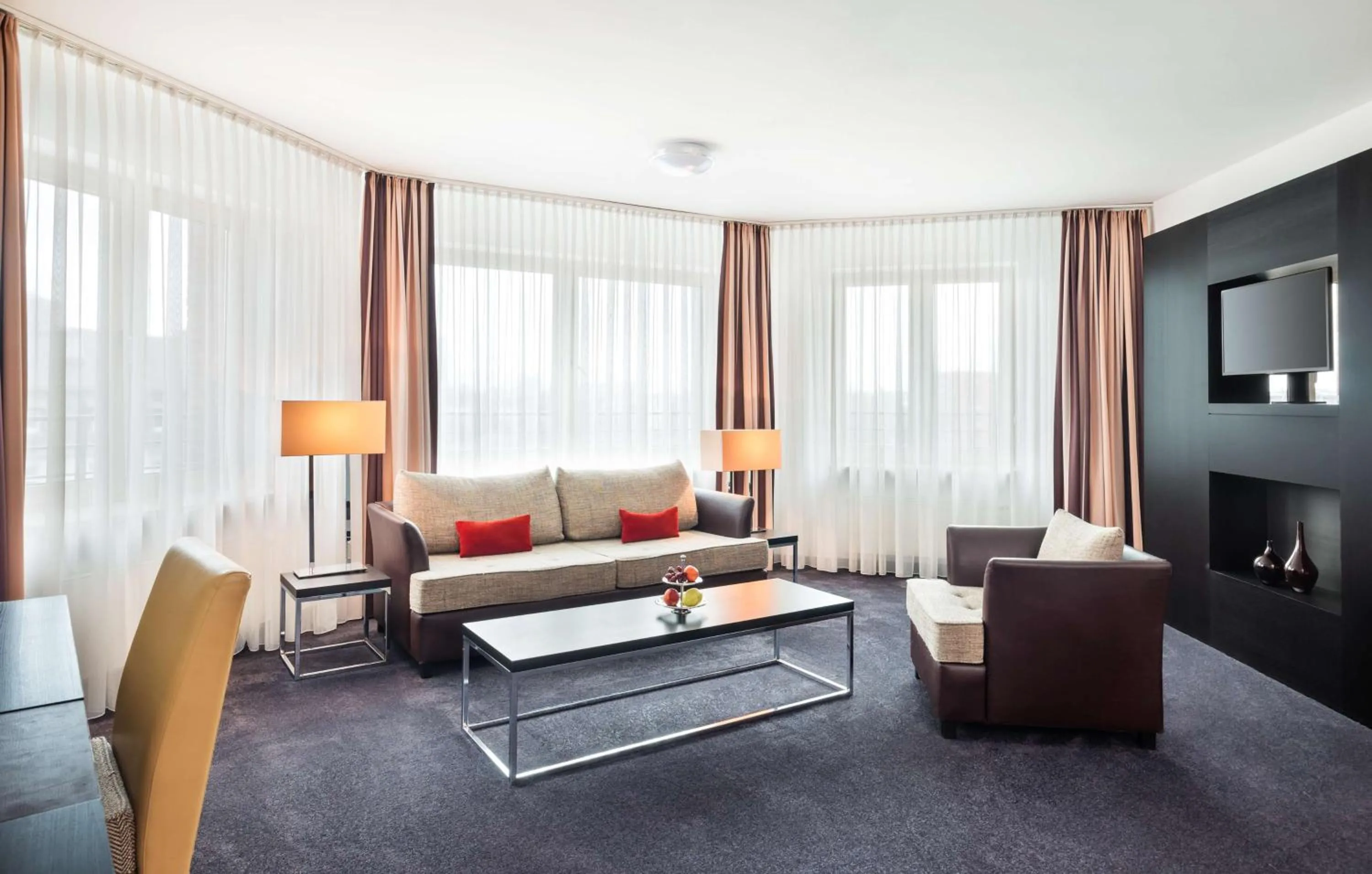 Photo of the whole room in Lindner Hotel Frankfurt Main Plaza, part of JdV by Hyatt