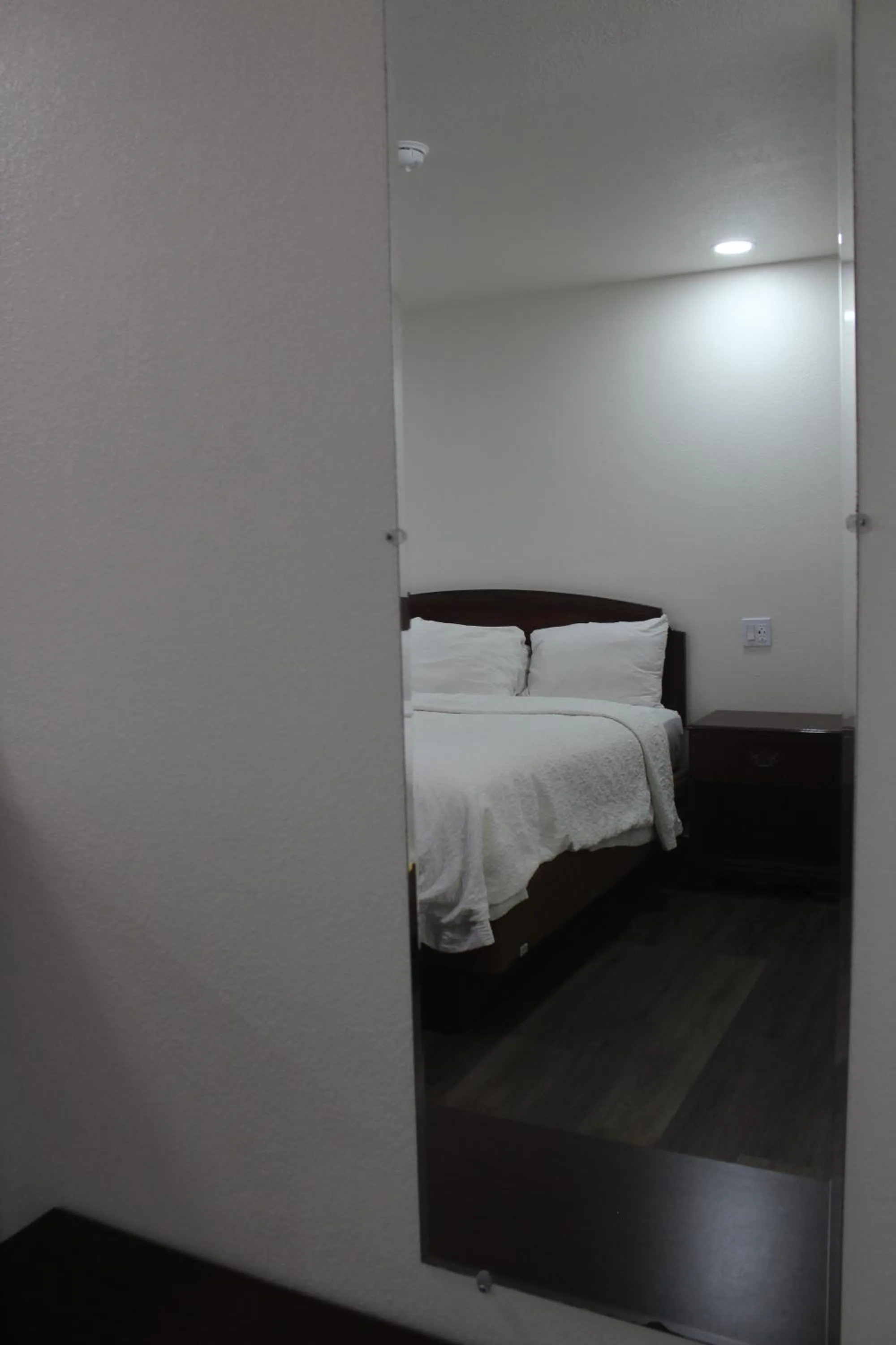 Bed in Rodeway Inn Tucumcari