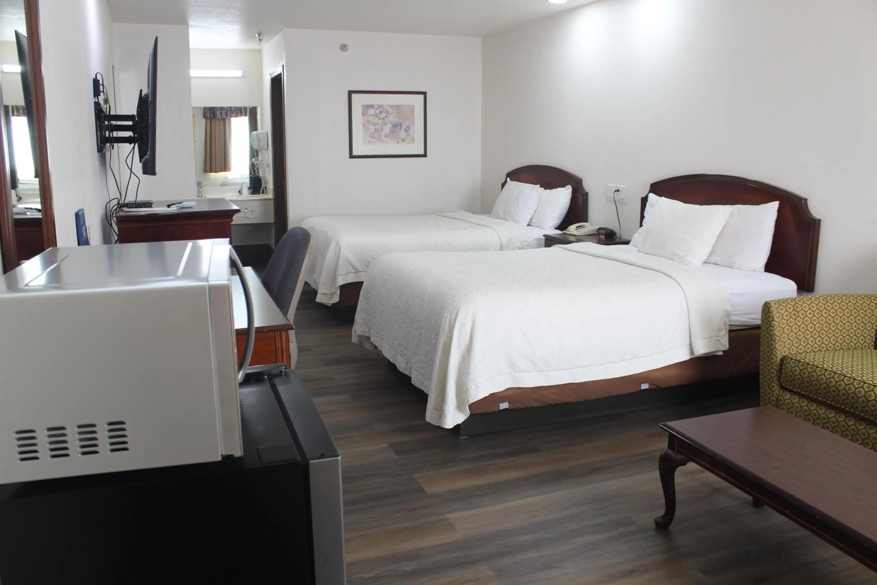 Bed in Rodeway Inn Tucumcari